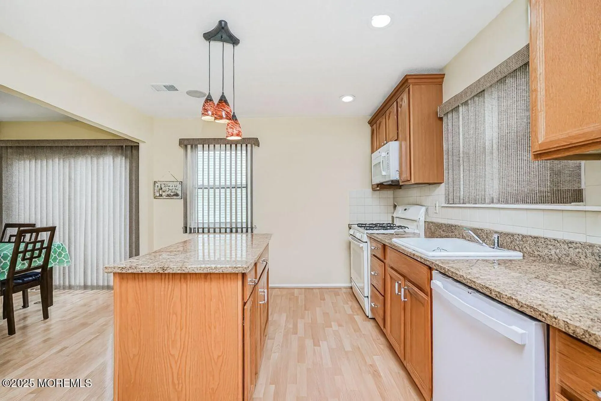 Property Slideshow image 7 of 18 | 35 ivy ridge close, Freehold, NJ, 07728