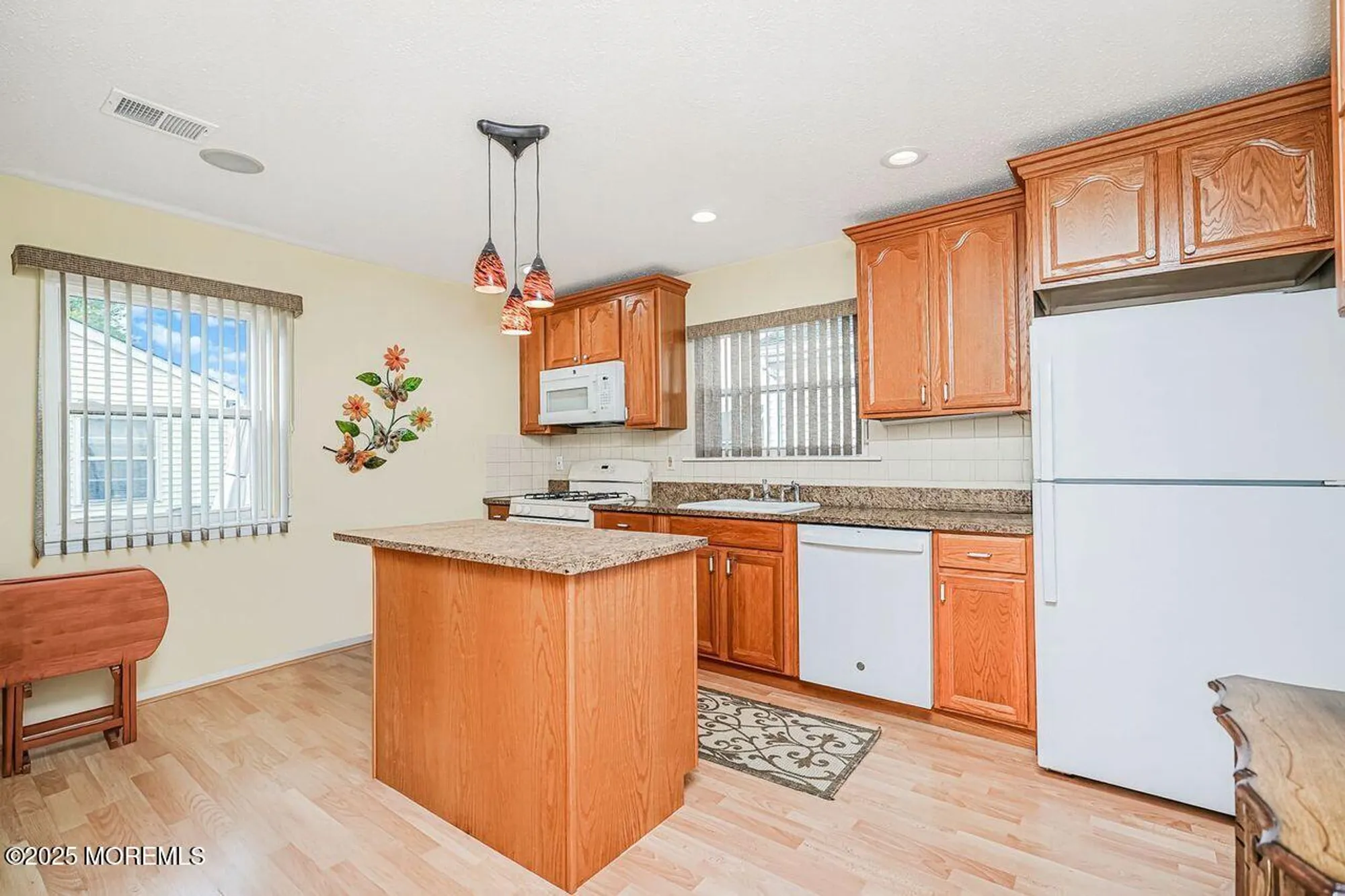 Property Slideshow image 5 of 18 | 35 ivy ridge close, Freehold, NJ, 07728