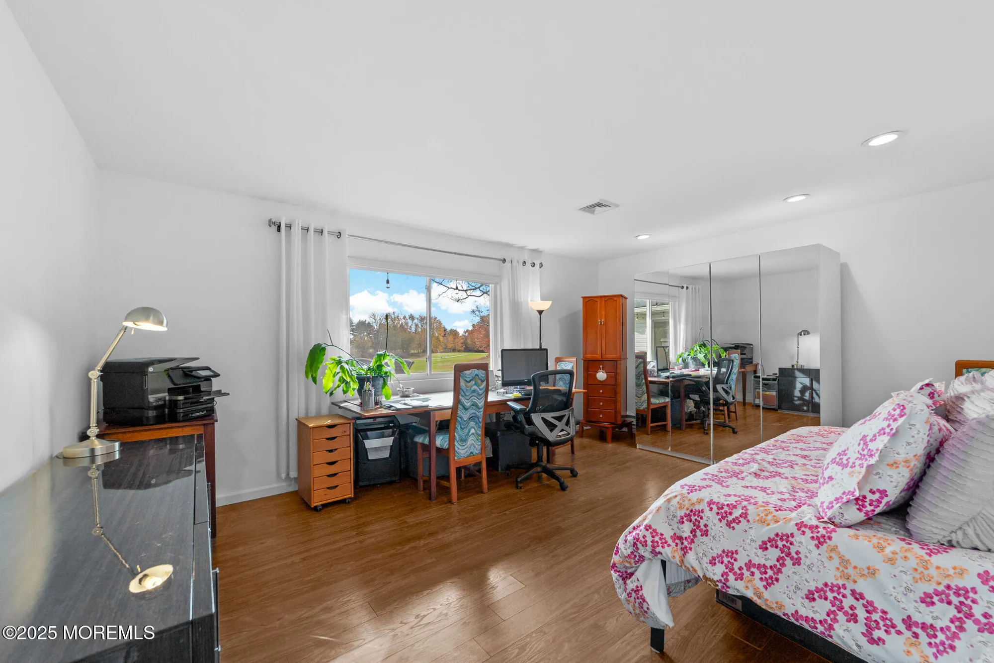 Property Slideshow image 23 of 31 | 264 glen rd 264a, Monroe, NJ, 08831