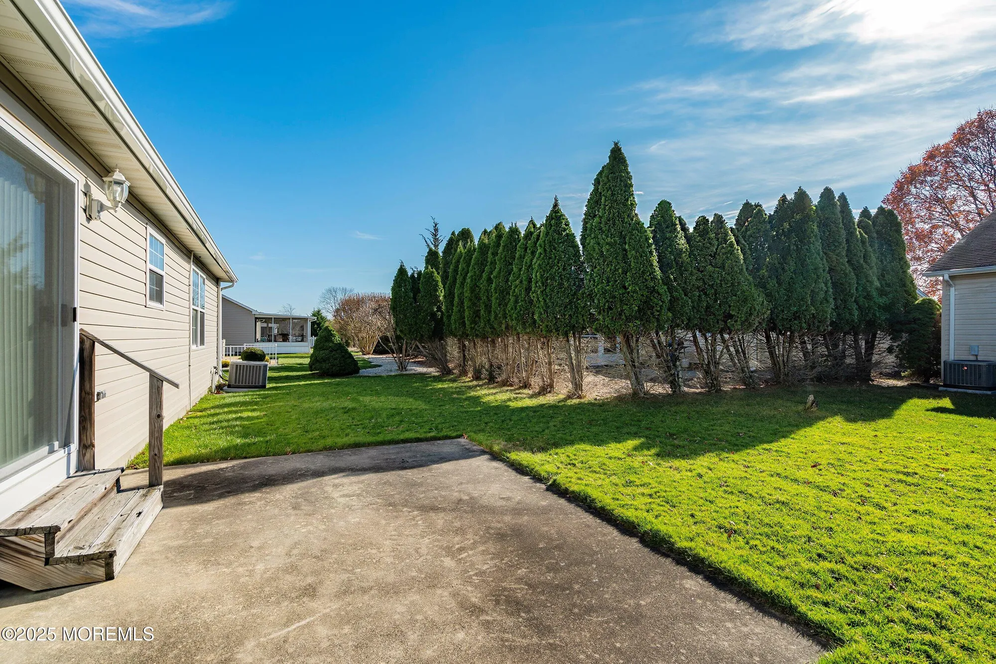 Property Slideshow image 21 of 29 | 91 westport dr, Toms River, NJ, 08757