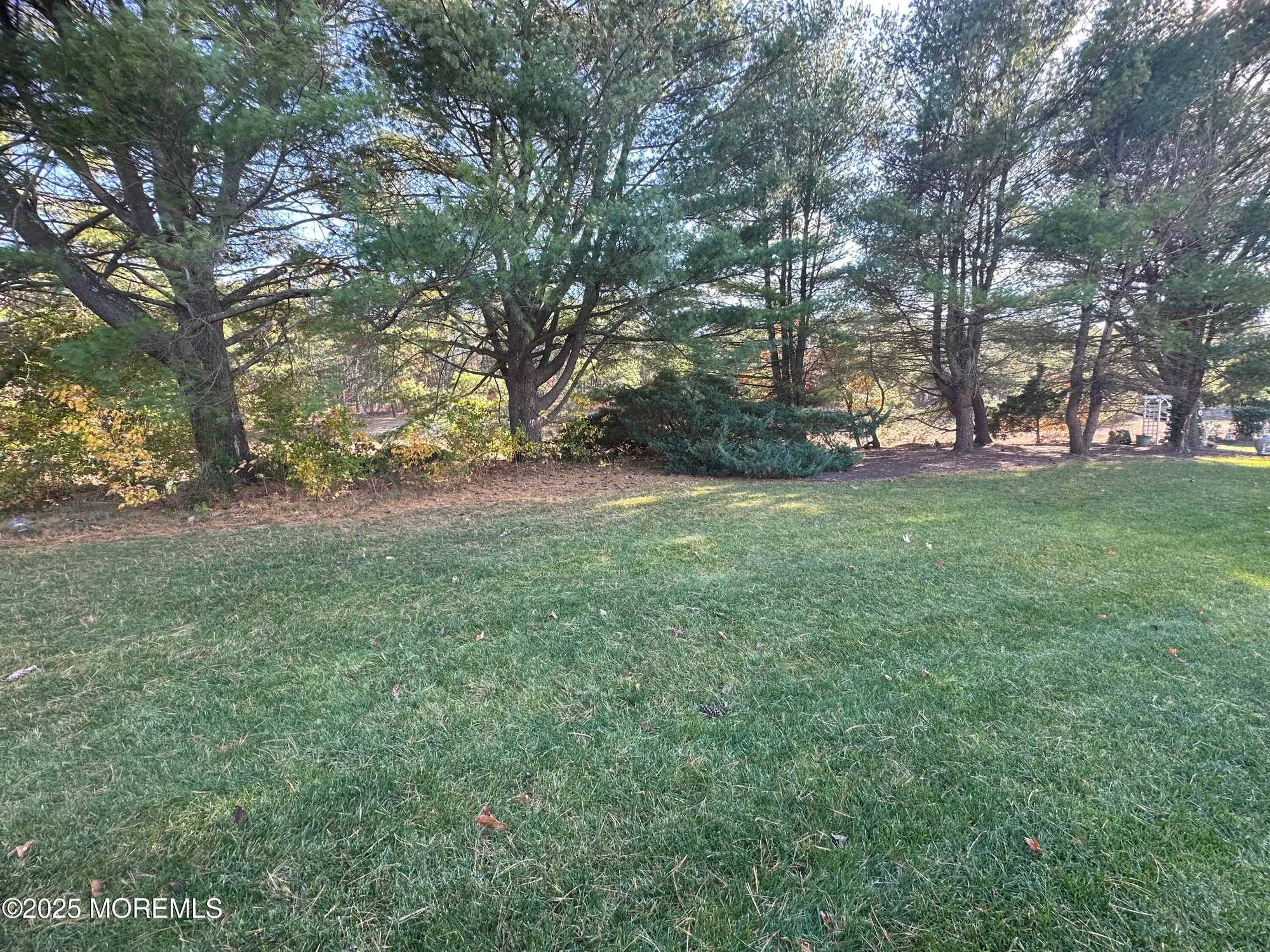Property Slideshow image 17 of 18 | 21 harrogate ln, Manchester, NJ, 08759