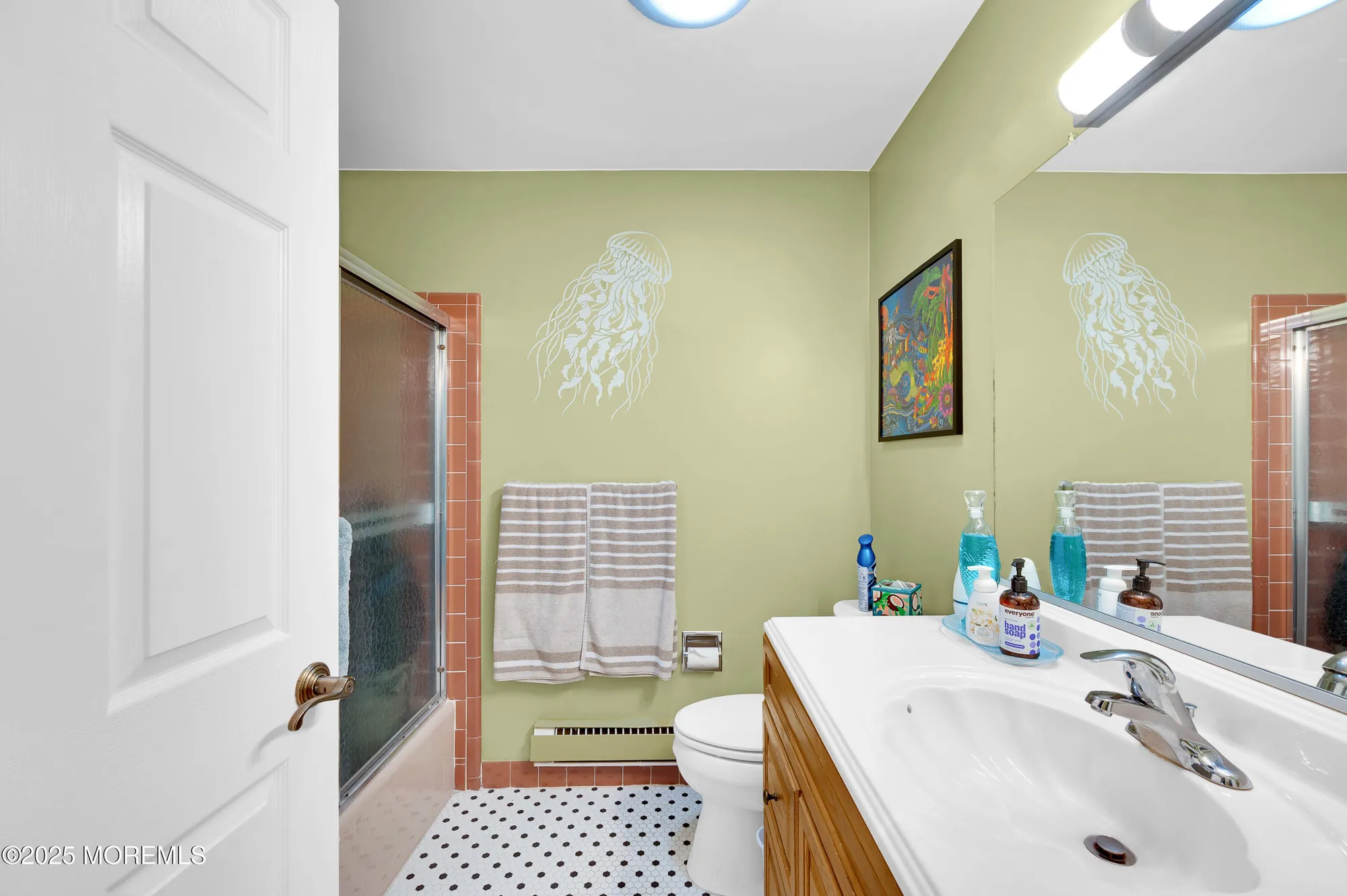 Property Slideshow image 34 of 40 | 588a lake point dr # 100a, Lakewood, NJ, 08701