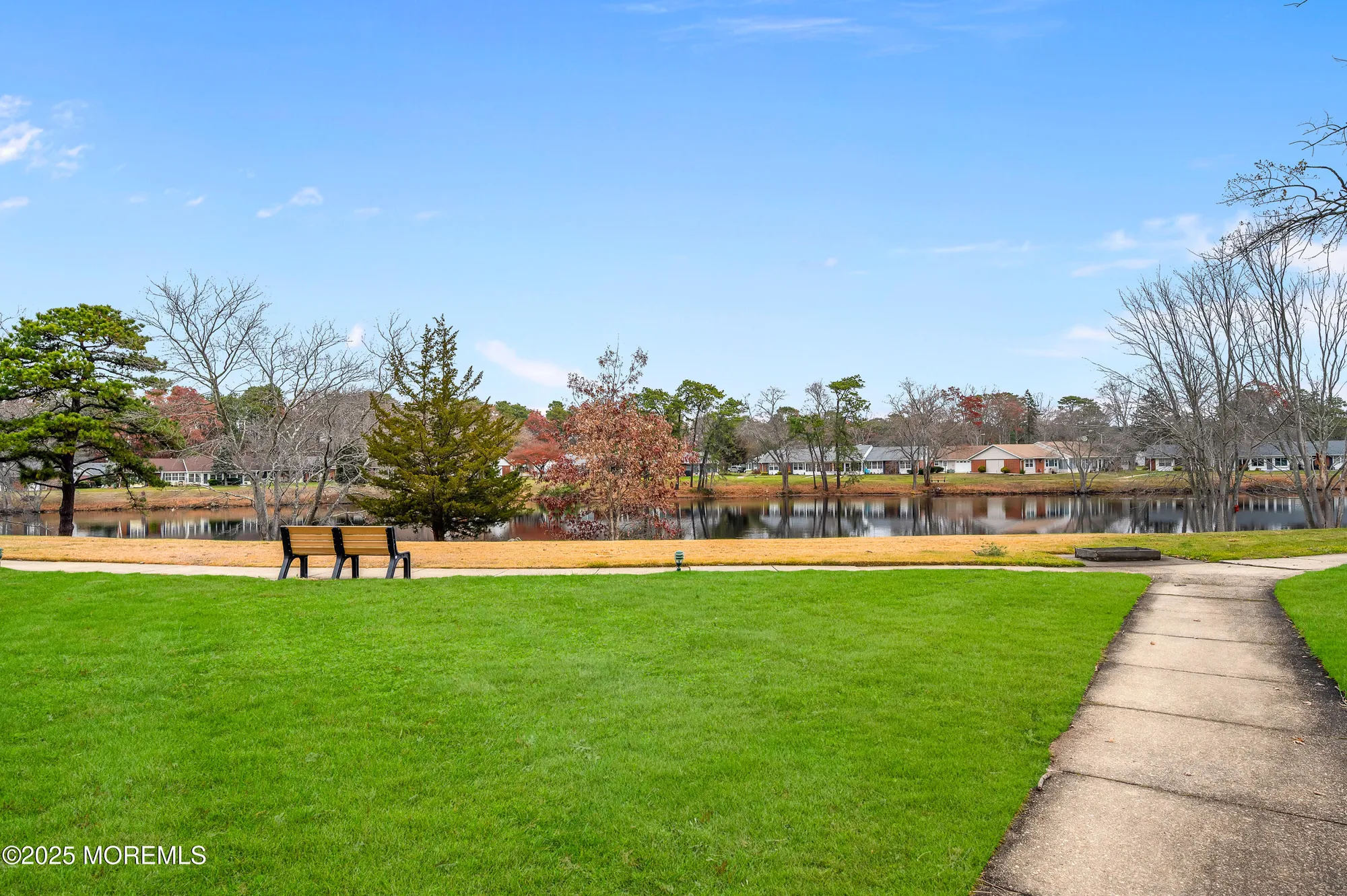 Property Slideshow image 3 of 40 | 588a lake point dr # 100a, Lakewood, NJ, 08701