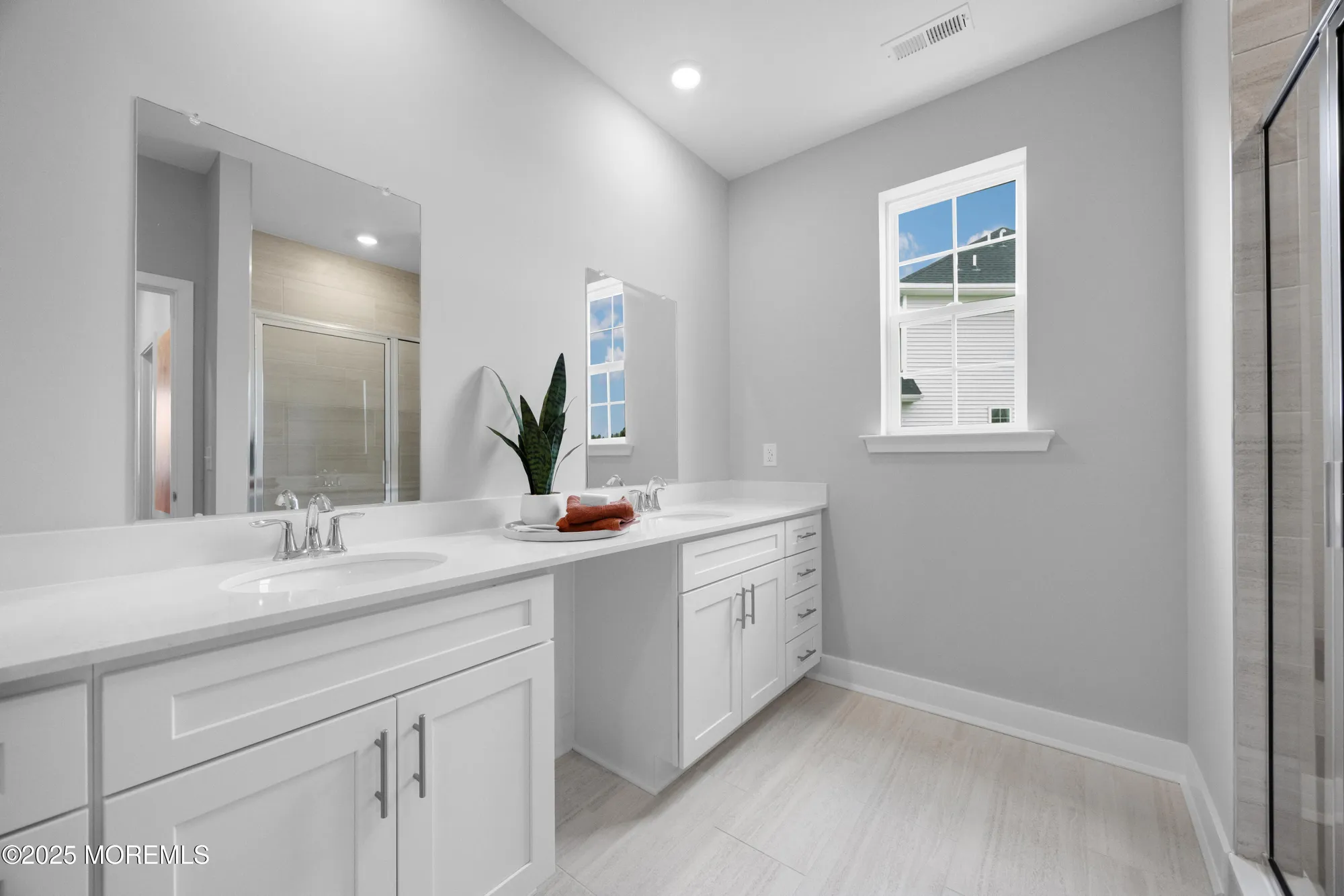 Property Slideshow image 23 of 55 | 11 wembley ct, Monroe, NJ, 08831