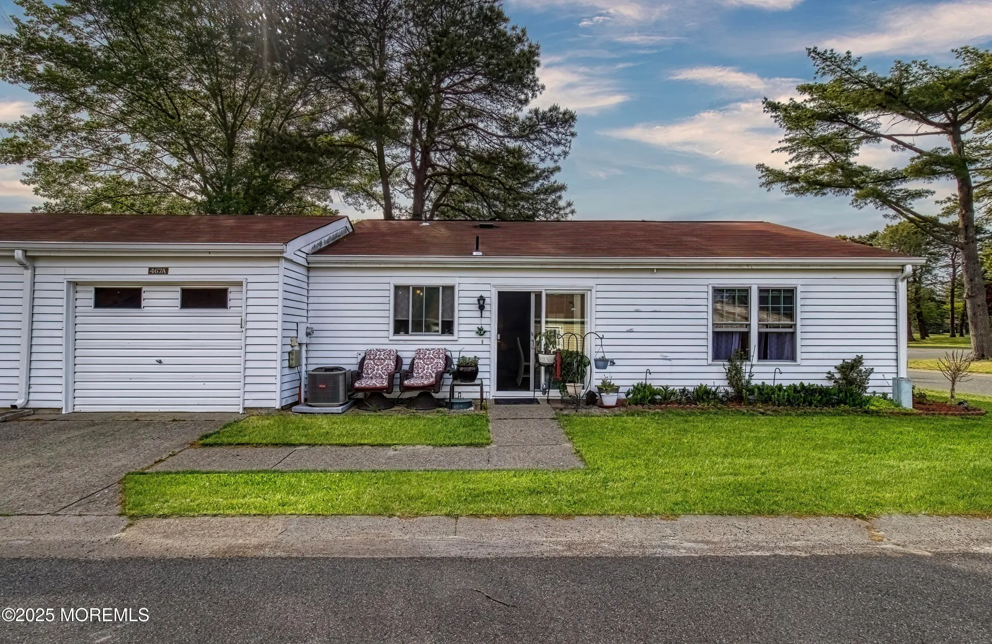 Property Slideshow image 10 of 32 | 467a chelsea ct, Manchester, NJ, 08759