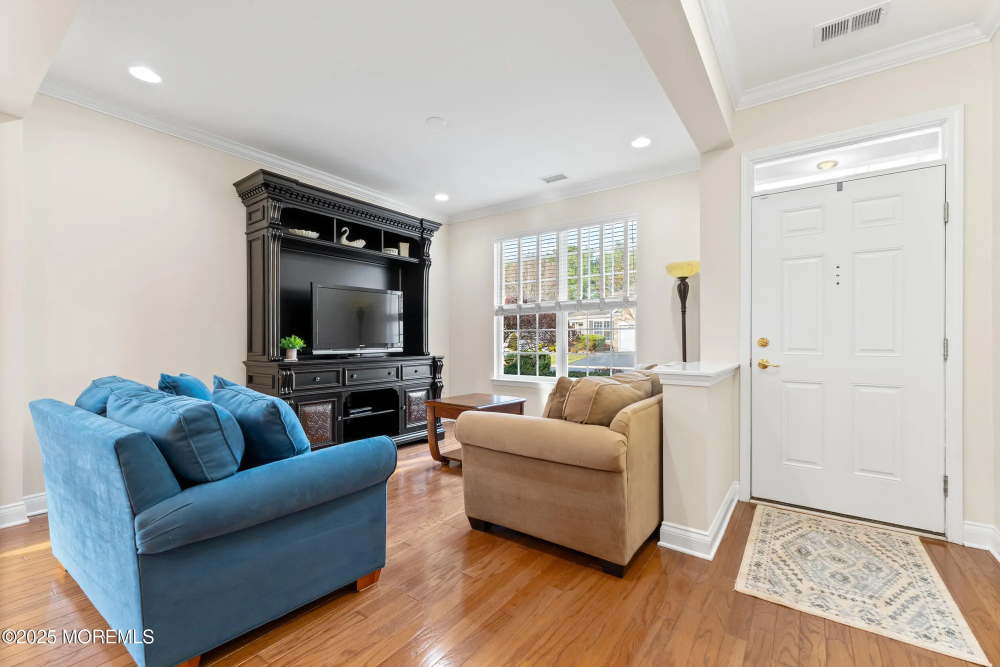 Property Slideshow image 10 of 40 | 43 marlow dr, Jackson, NJ, 08527