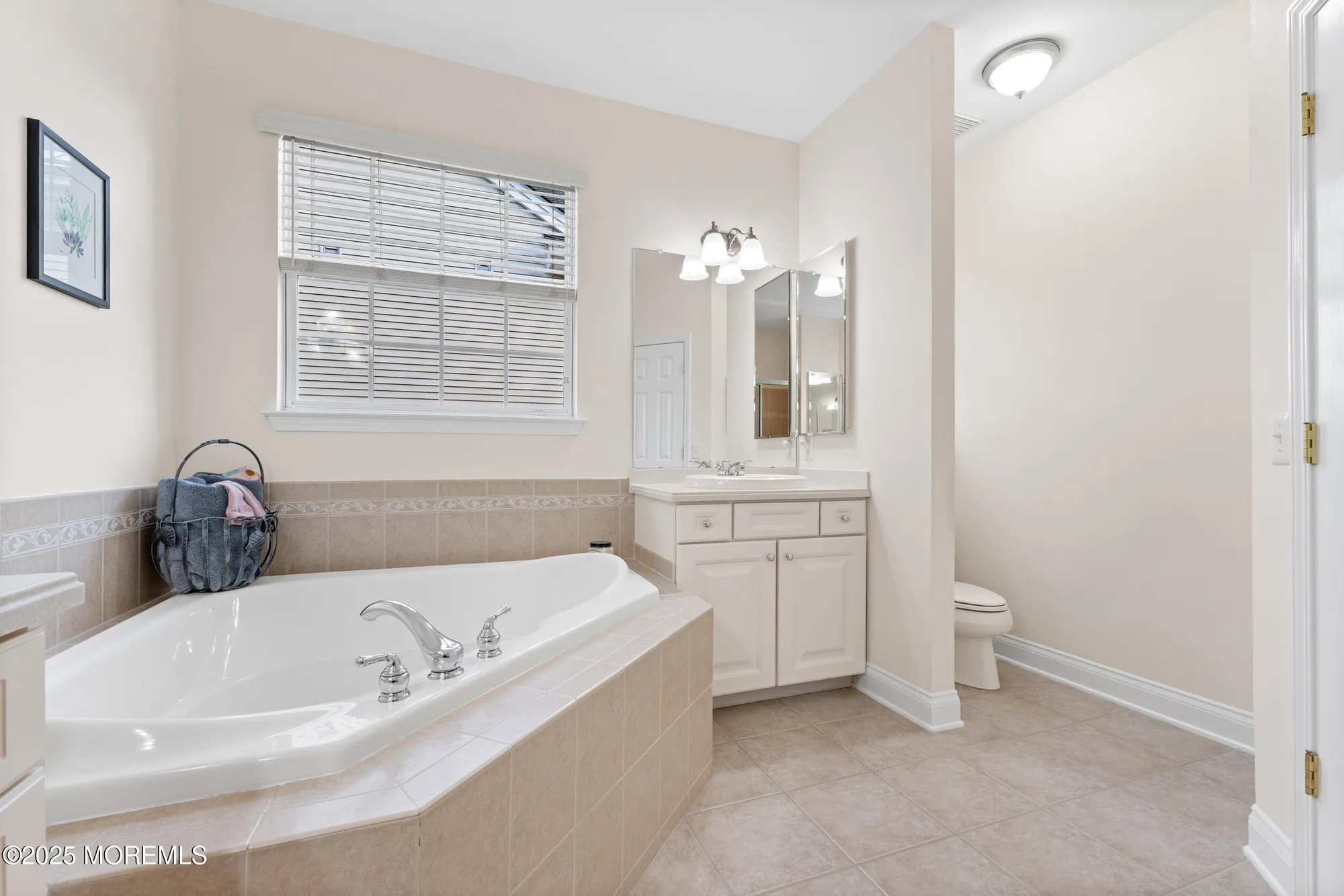 Property Slideshow image 38 of 40 | 43 marlow dr, Jackson, NJ, 08527
