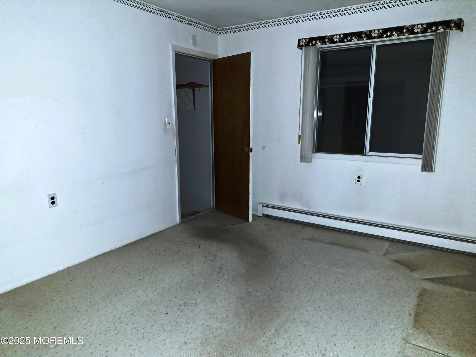 Property Slideshow image 23 of 33 | 135 biabou dr, Toms River, NJ, 08757