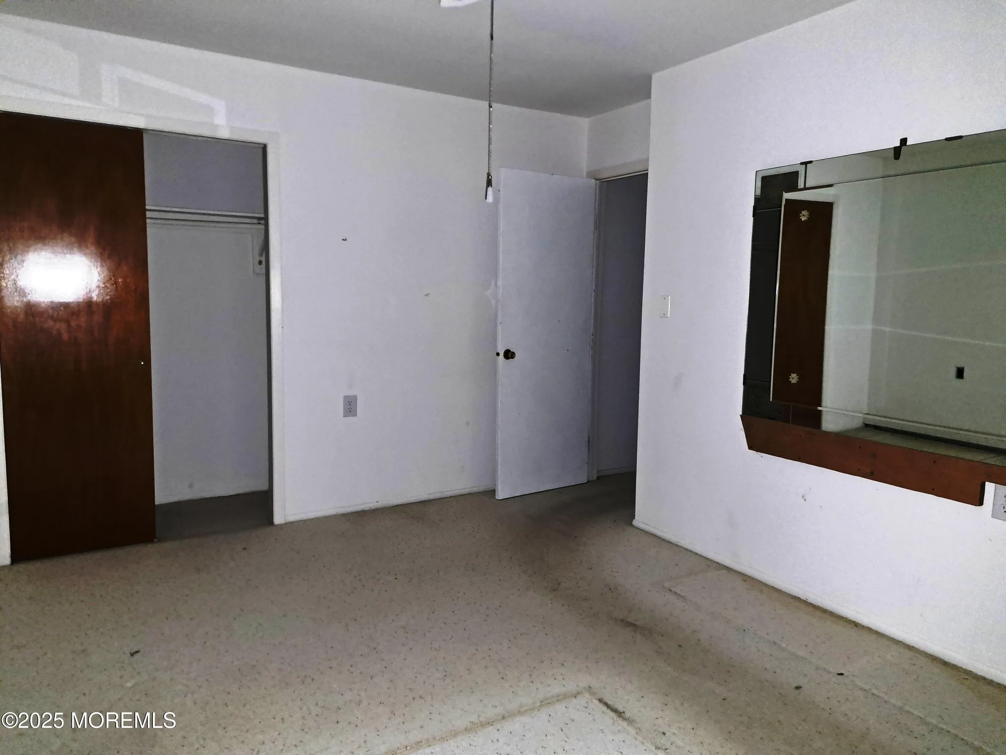 Property Slideshow image 26 of 33 | 135 biabou dr, Toms River, NJ, 08757