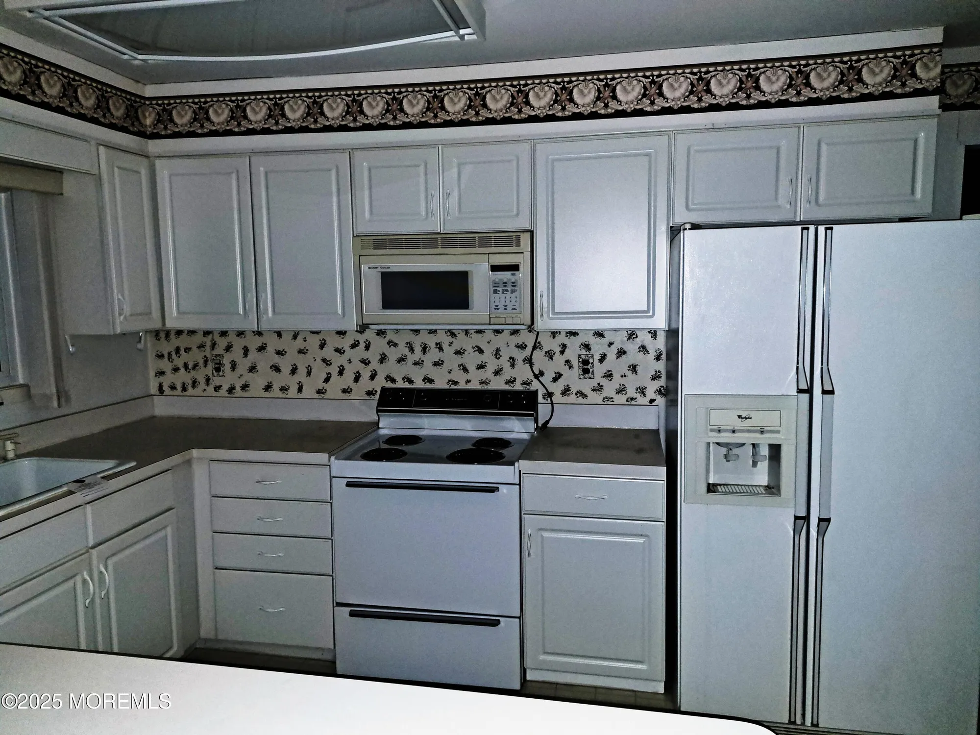 Property Slideshow image 7 of 33 | 135 biabou dr, Toms River, NJ, 08757