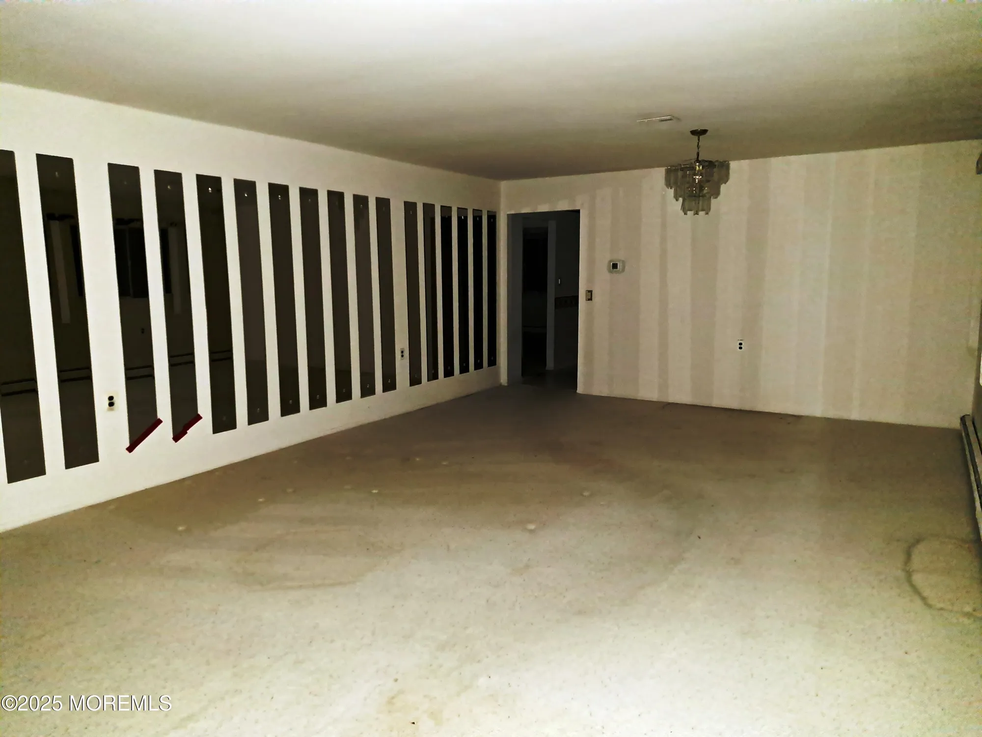 Property Slideshow image 9 of 33 | 135 biabou dr, Toms River, NJ, 08757