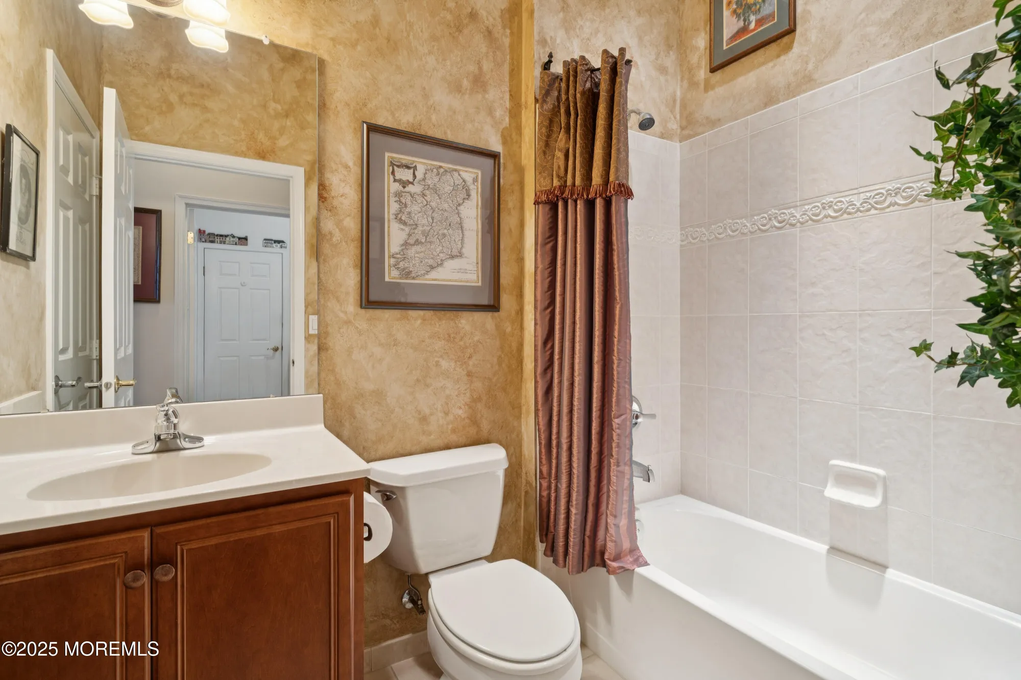 Property Slideshow image 12 of 25 | 66 crooked stick rd, Jackson, NJ, 08527