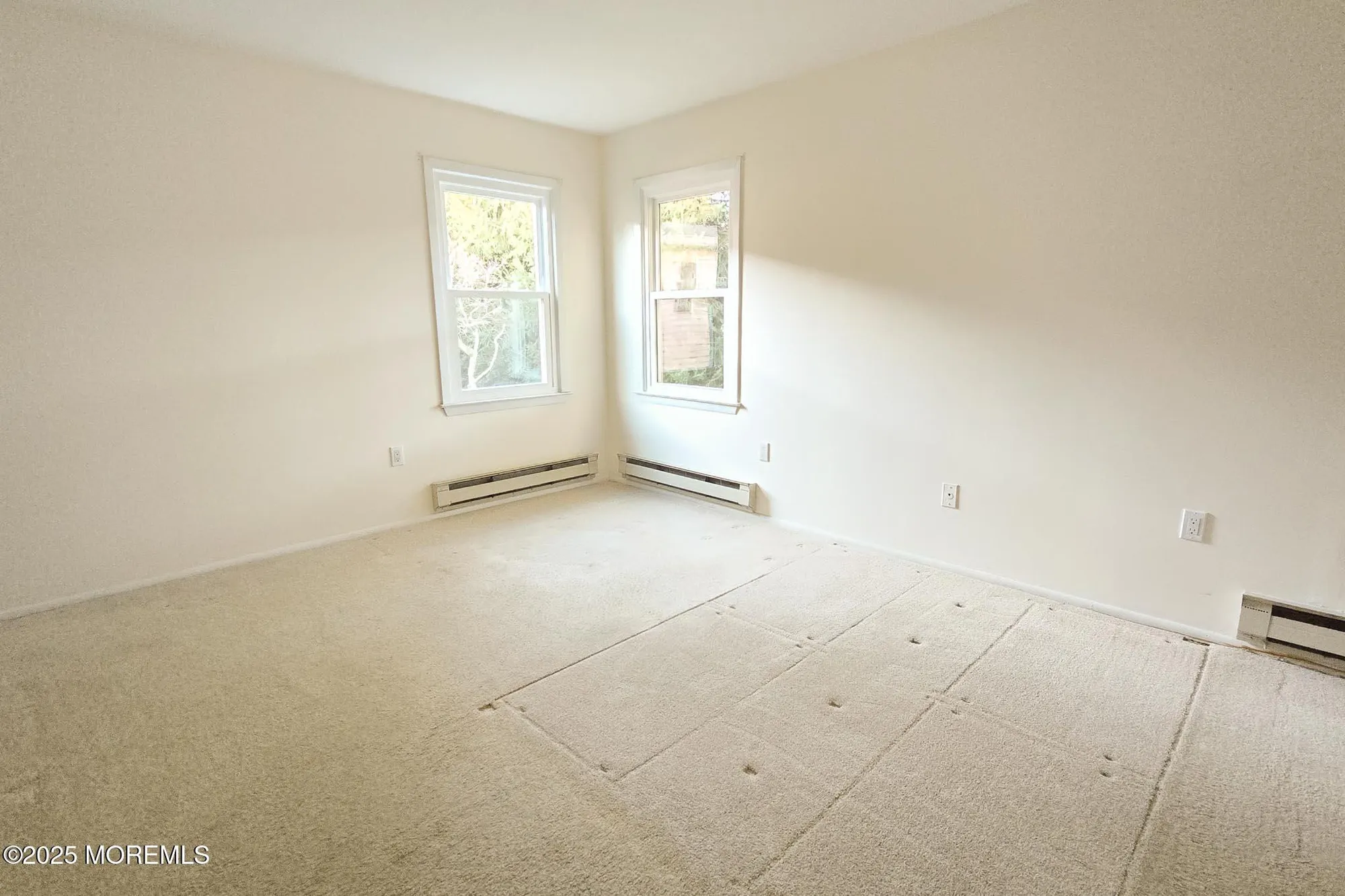Property Slideshow image 16 of 33 | 91 lauren ln, Brick, NJ, 08723