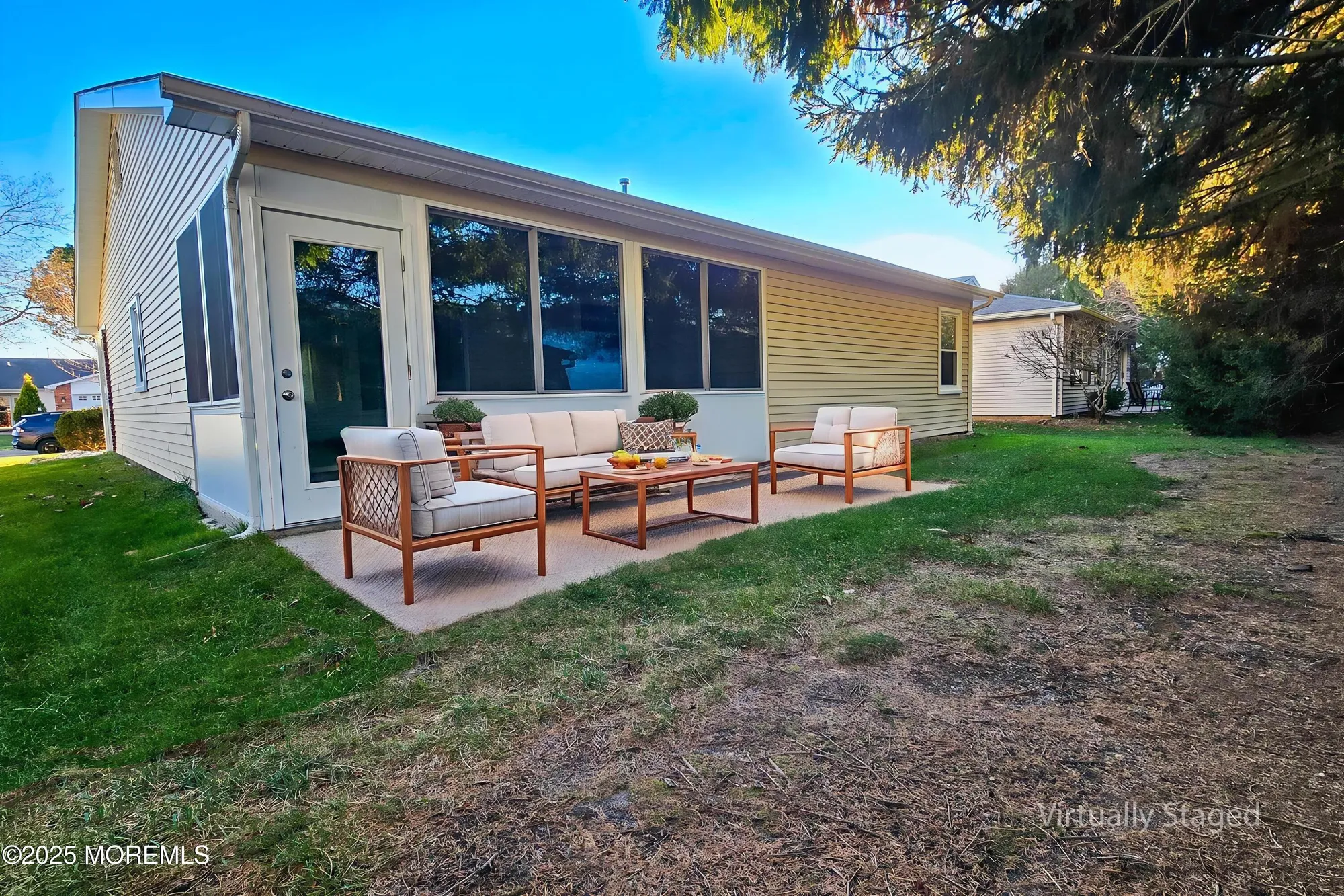 Property Slideshow image 4 of 33 | 91 lauren ln, Brick, NJ, 08723