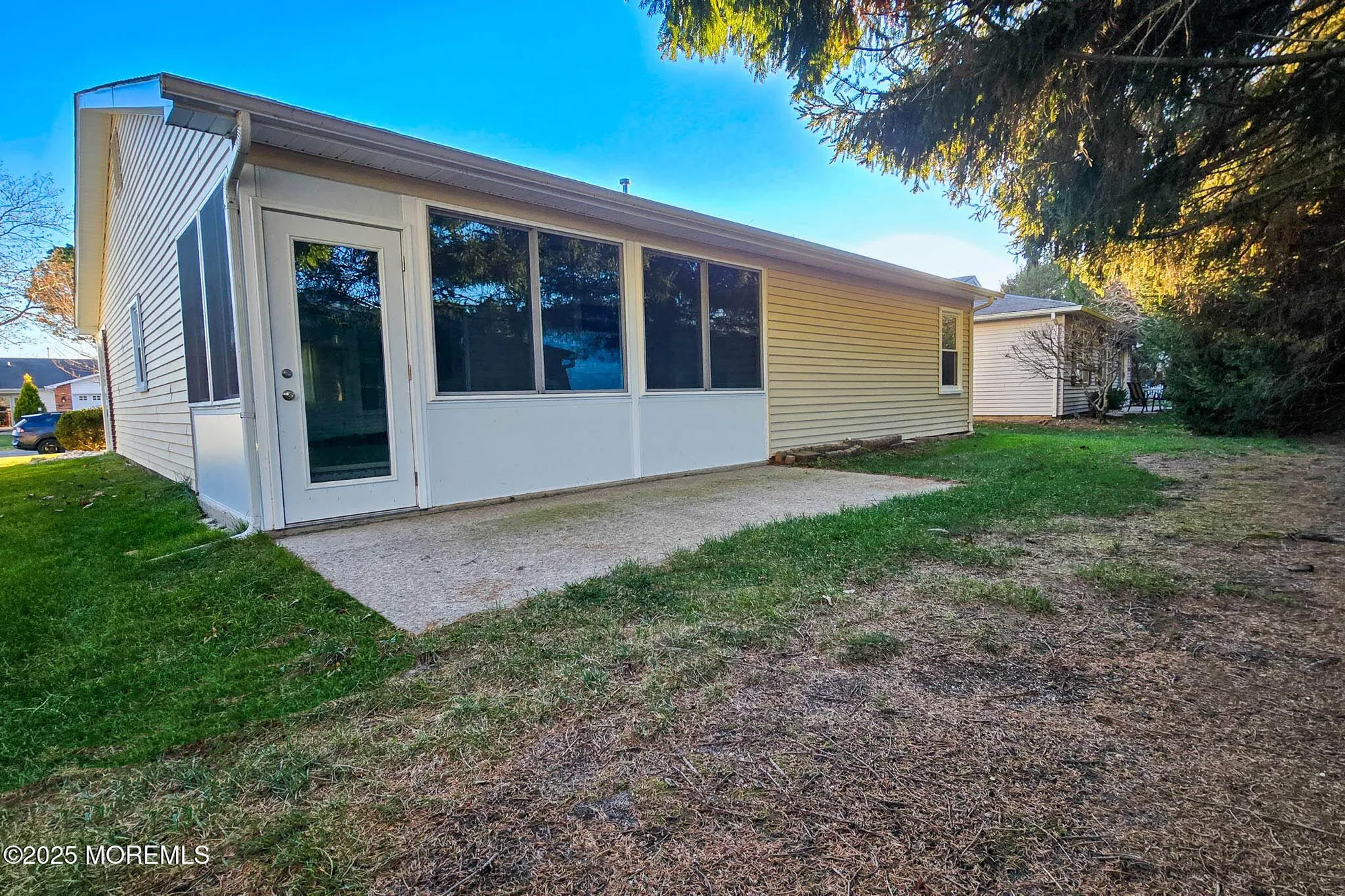 Property Slideshow image 3 of 33 | 91 lauren ln, Brick, NJ, 08723