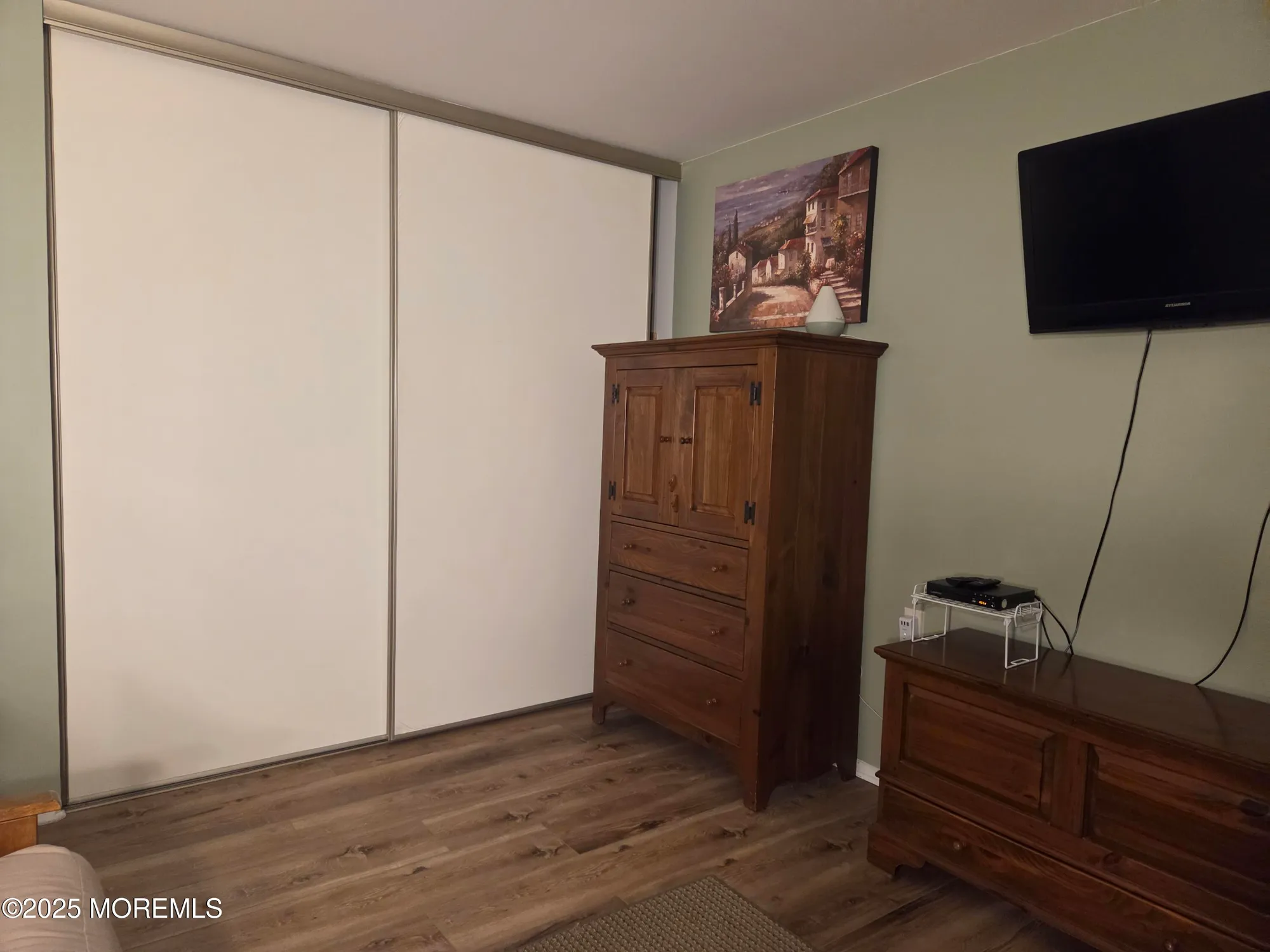 Property Slideshow image 15 of 19 | 949a liverpool cir, Manchester, NJ, 08759