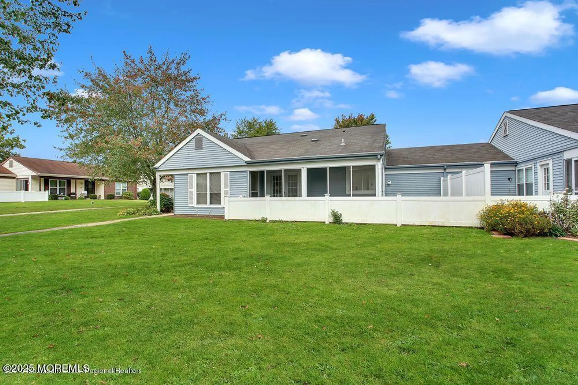 Property Slideshow image 16 of 19 | 949a liverpool cir, Manchester, NJ, 08759