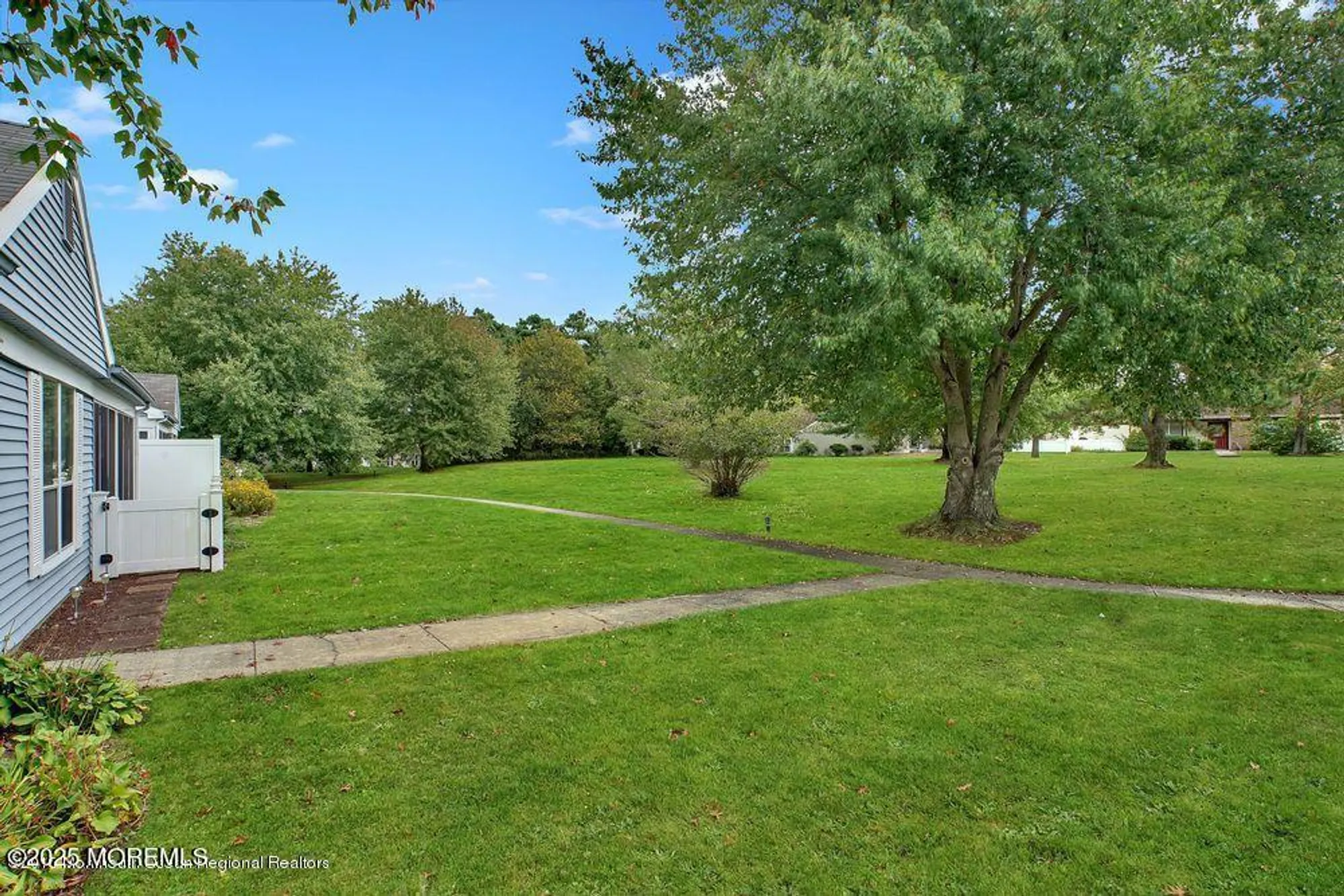 Property Slideshow image 18 of 19 | 949a liverpool cir, Manchester, NJ, 08759