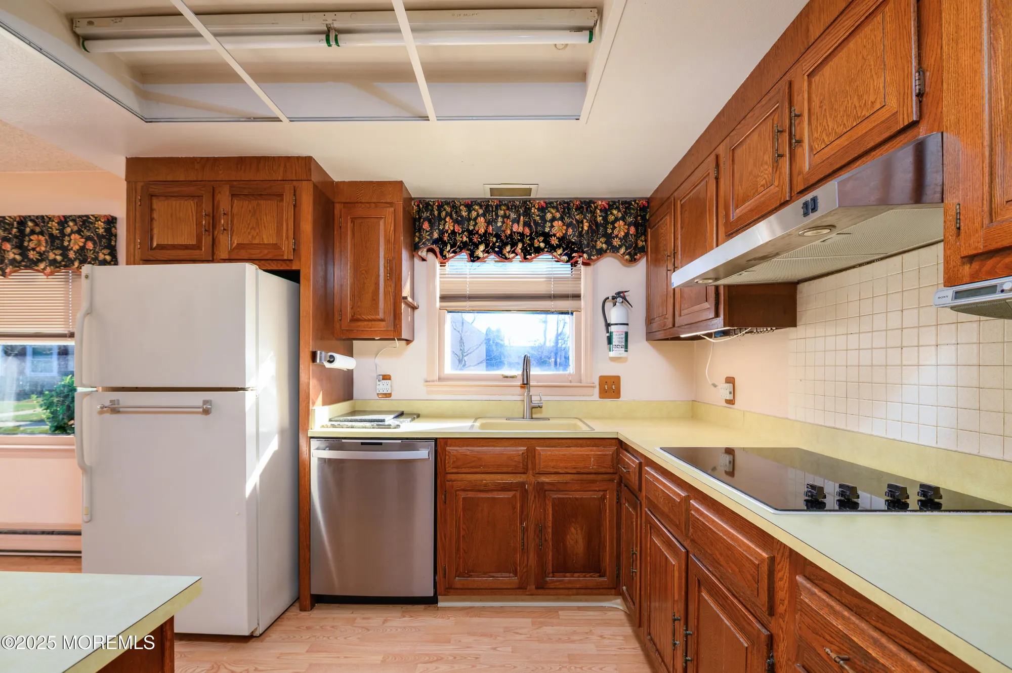 Property Slideshow image 12 of 28 | 267 milford ln 267b, Monroe, NJ, 08831