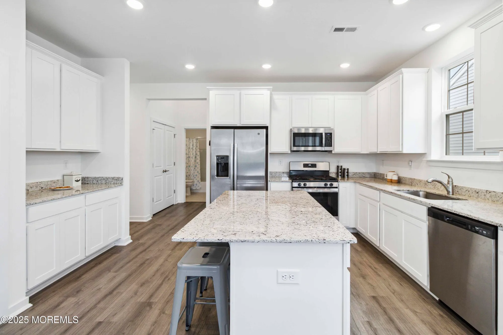 Property Slideshow image 5 of 38 | 40 aqueduct blvd, New Egypt, NJ, 08533