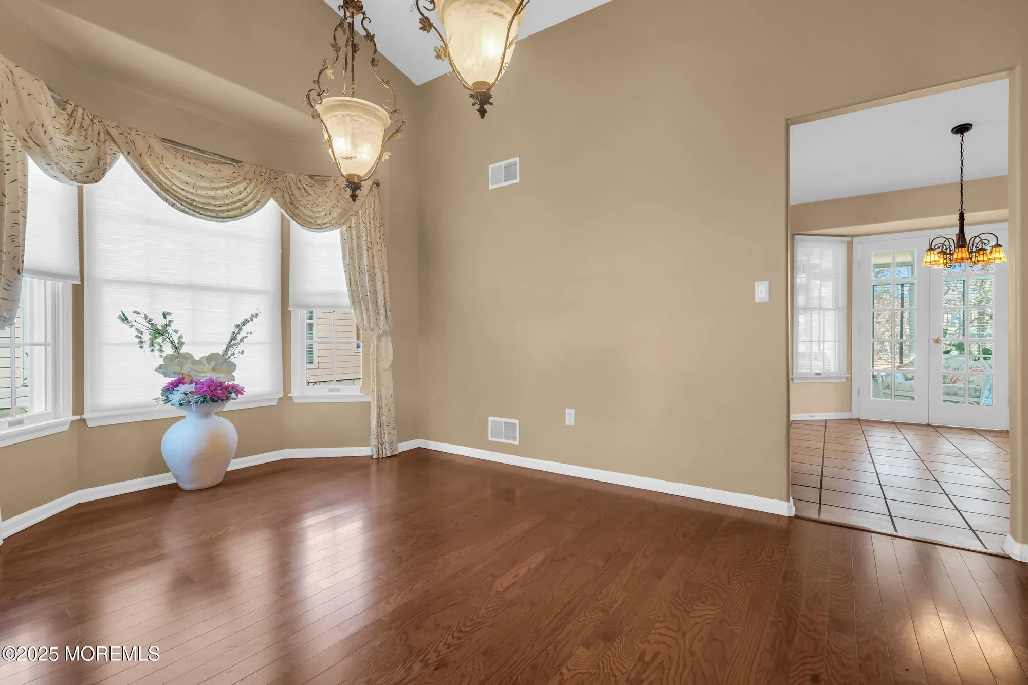 Property Slideshow image 10 of 44 | 509 waterford dr, Manchester, NJ, 08759