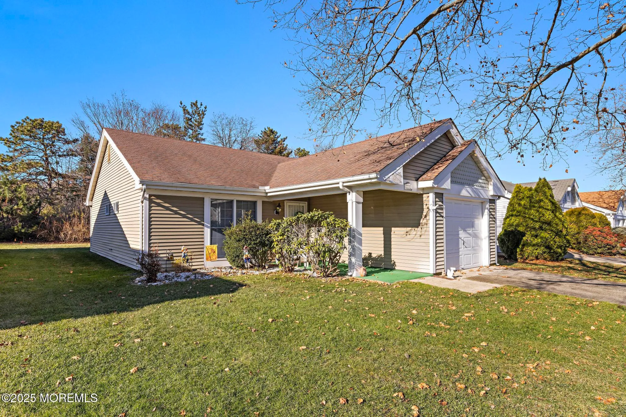 Property Slideshow image 5 of 29 | 2246 agincourt rd, Toms River, NJ, 08755