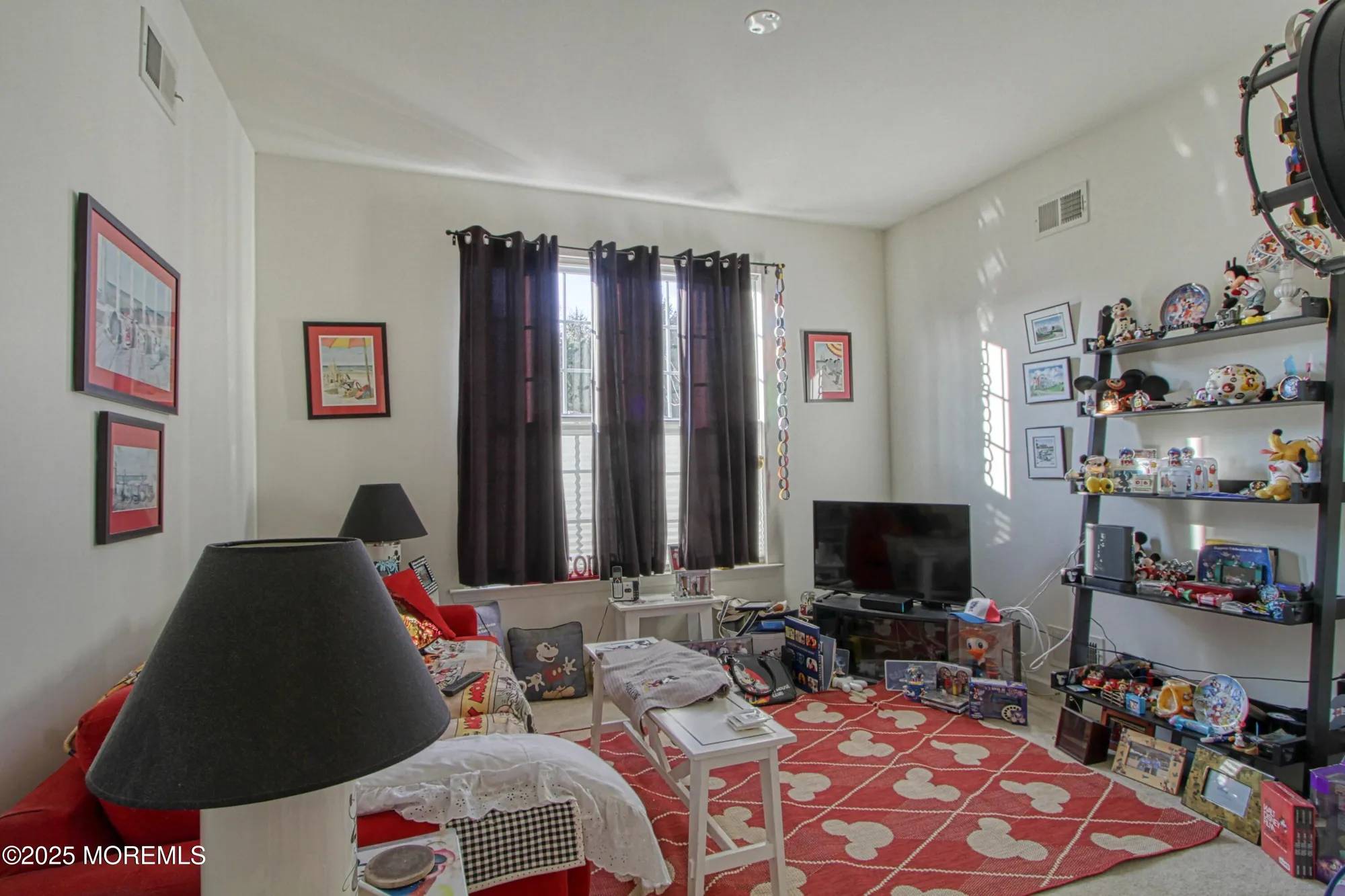 Property Slideshow image 8 of 18 | 32 winkle ct, Manchester, NJ, 08759