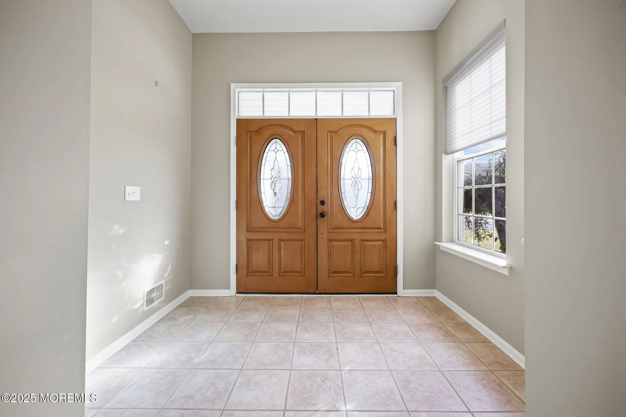 Property Slideshow image 6 of 56 | 22 baltusrol dr, Jackson, NJ, 08527