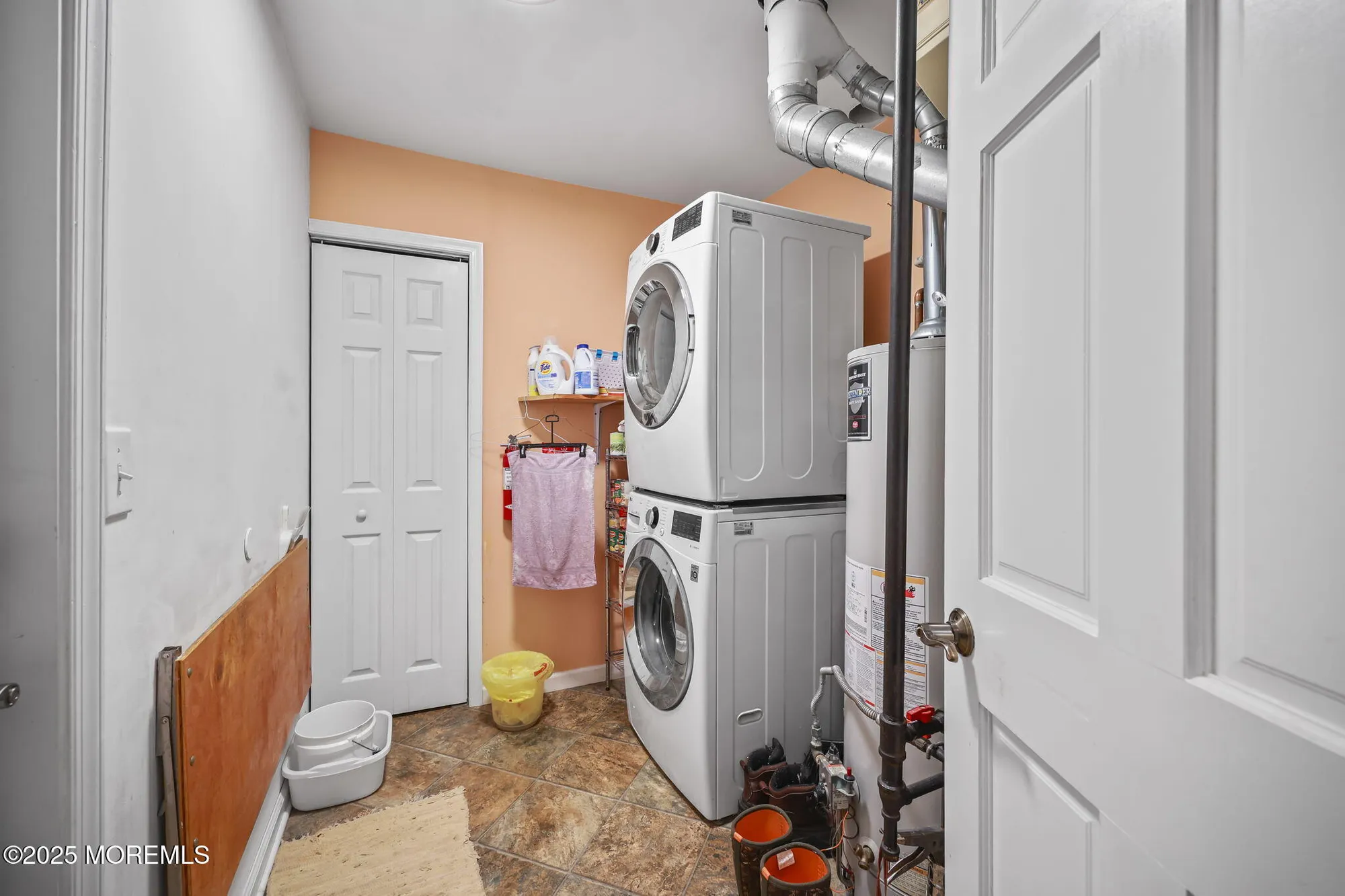 Property Slideshow image 21 of 24 | 41 suffolk way, Marlboro, NJ, 07746