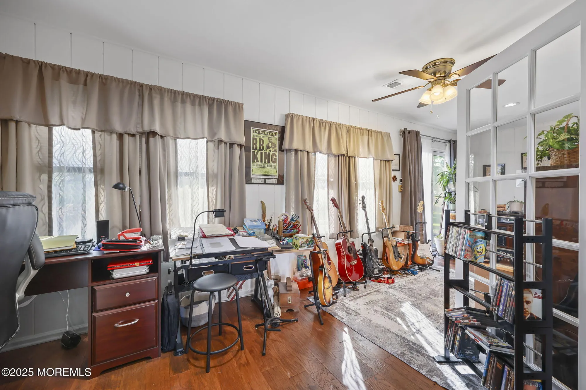 Property Slideshow image 13 of 24 | 41 suffolk way, Marlboro, NJ, 07746