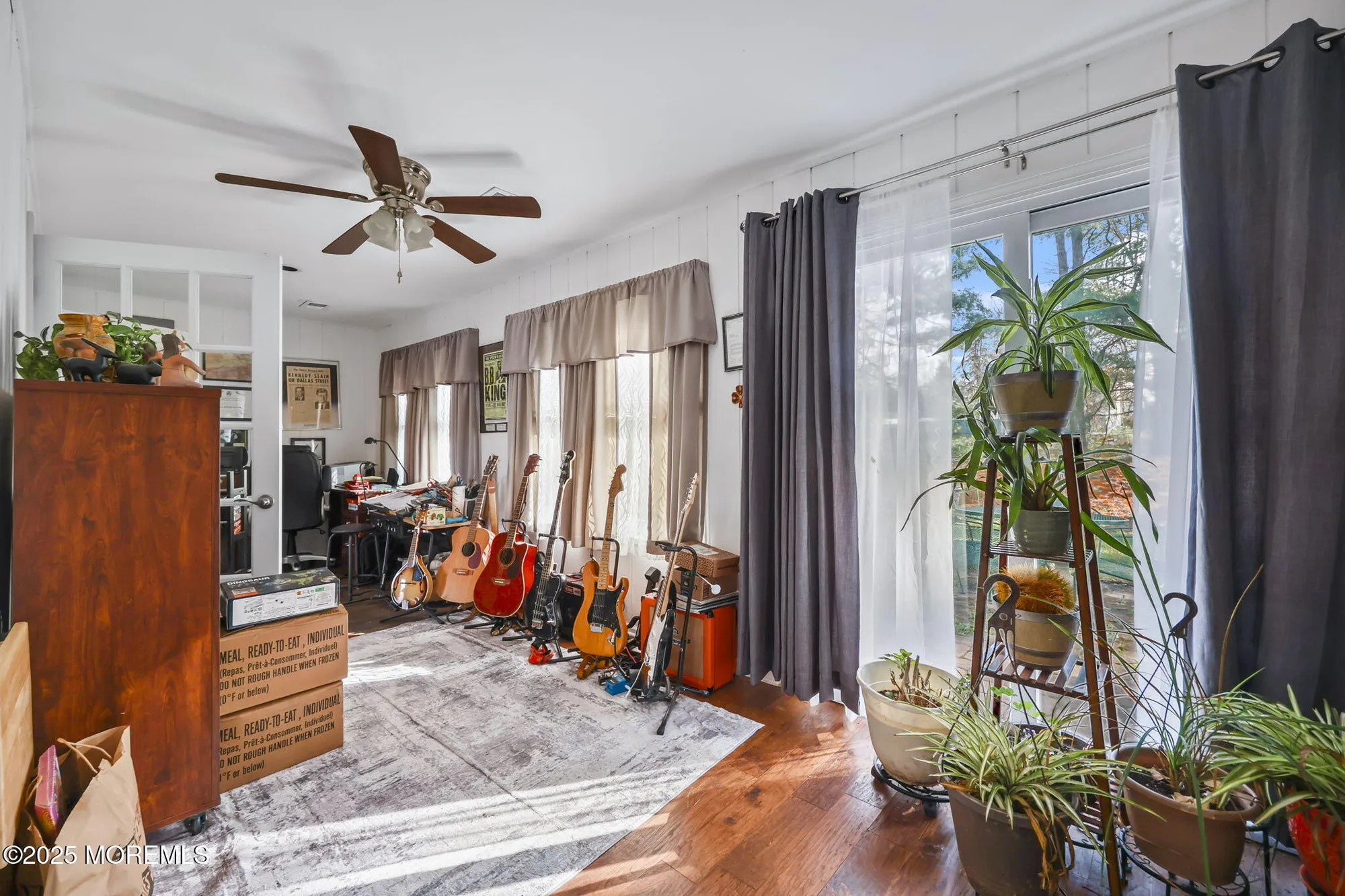 Property Slideshow image 12 of 24 | 41 suffolk way, Marlboro, NJ, 07746