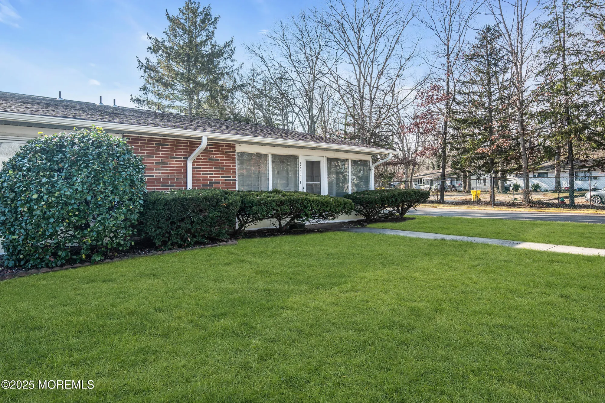 Property Slideshow image 2 of 23 | 306 w malvern ct d, Lakewood, NJ, 08701
