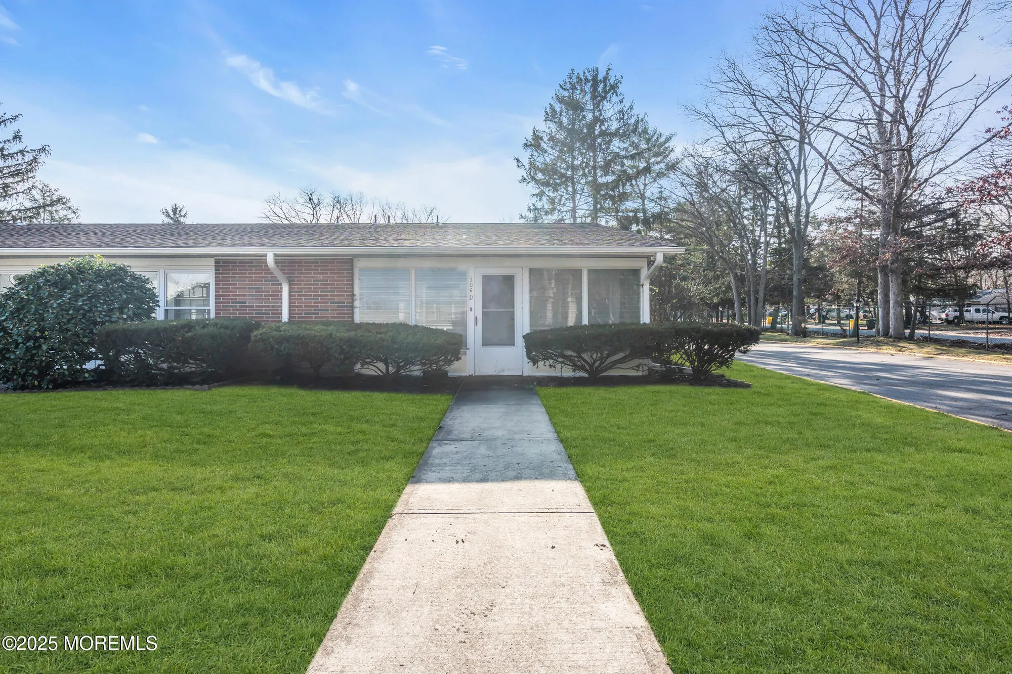 Property Slideshow image 7 of 23 | 306 w malvern ct d, Lakewood, NJ, 08701