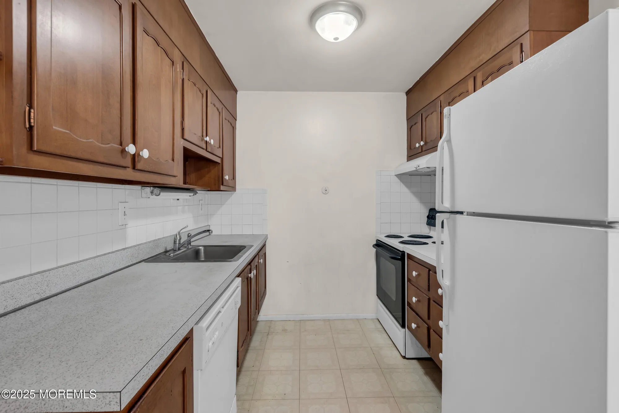 Property Slideshow image 16 of 23 | 306 w malvern ct d, Lakewood, NJ, 08701