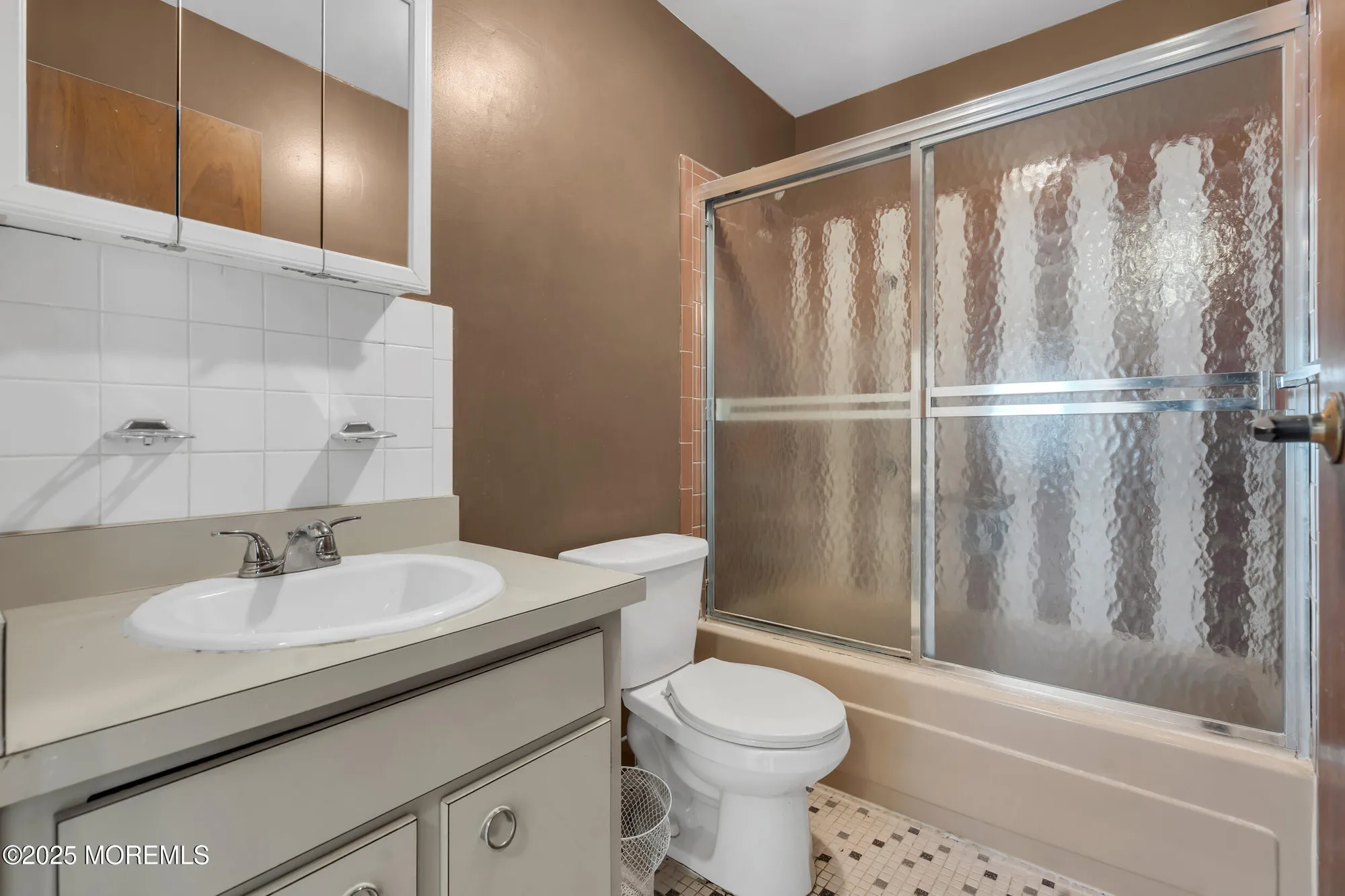 Property Slideshow image 19 of 23 | 306 w malvern ct d, Lakewood, NJ, 08701