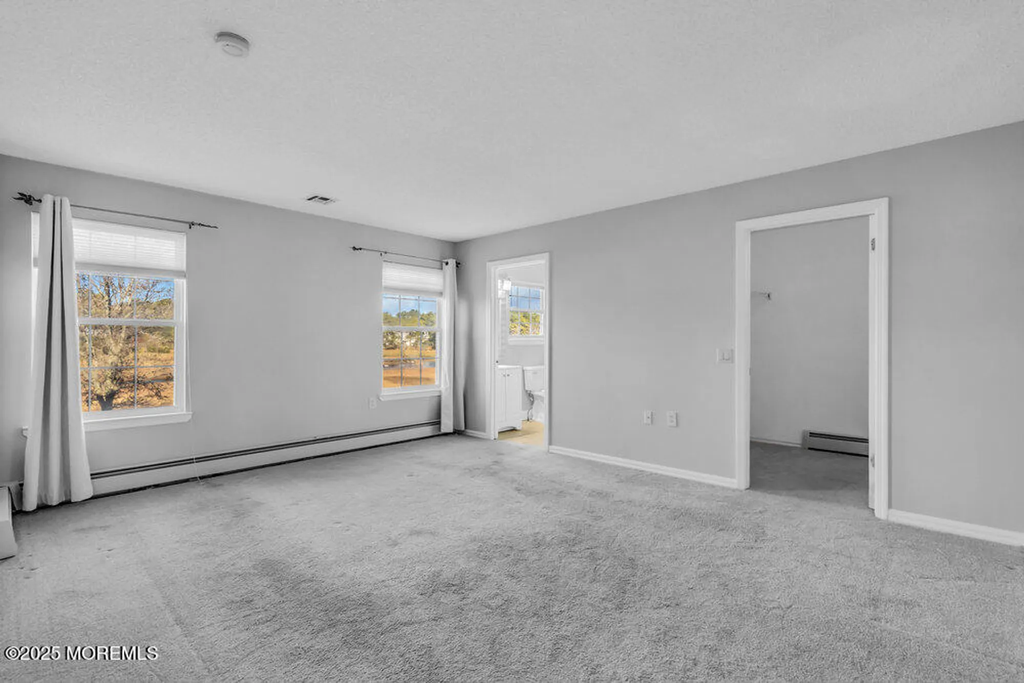 Property Slideshow image 4 of 27 | 7 alton ct, Toms River, NJ, 08757