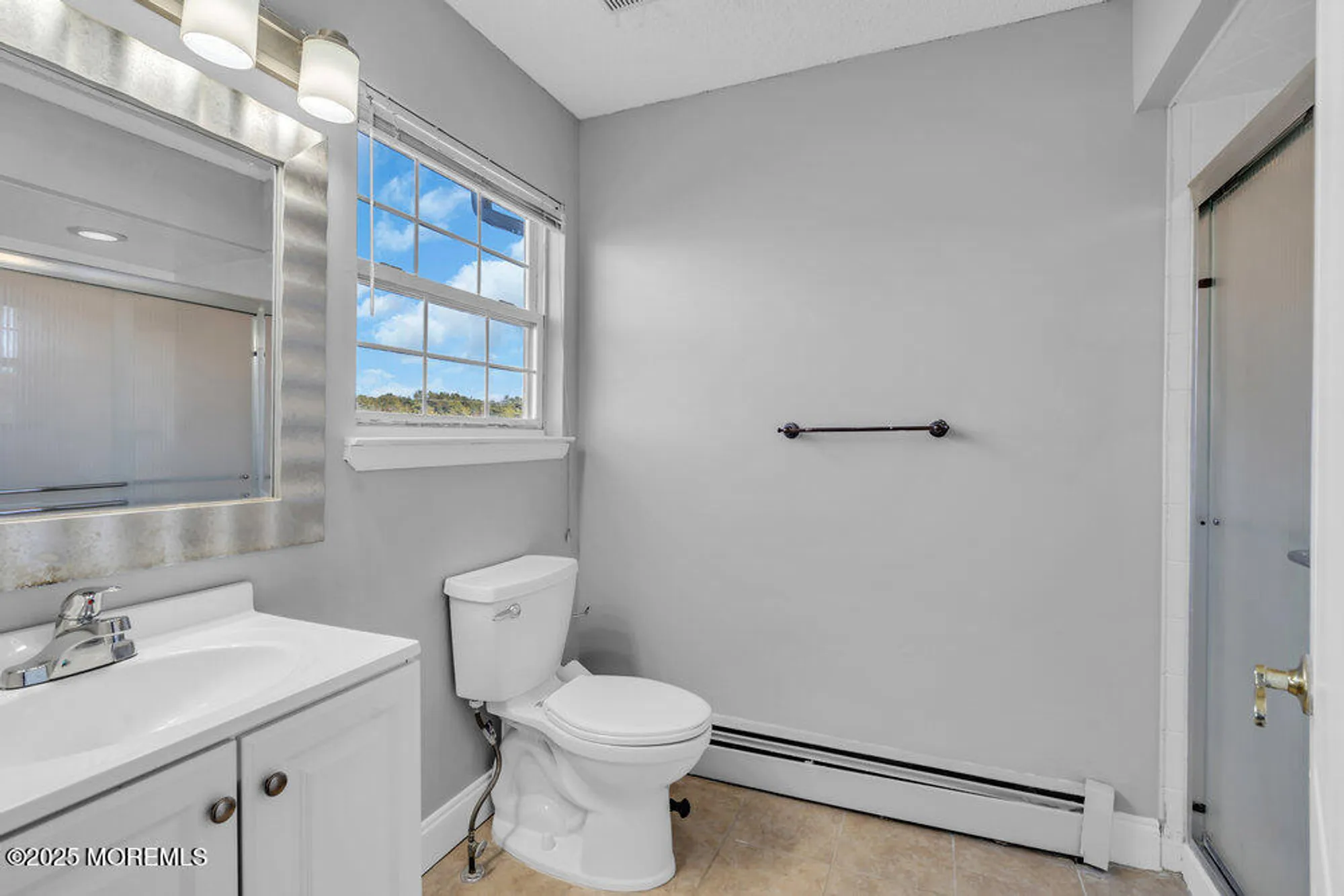 Property Slideshow image 7 of 27 | 7 alton ct, Toms River, NJ, 08757