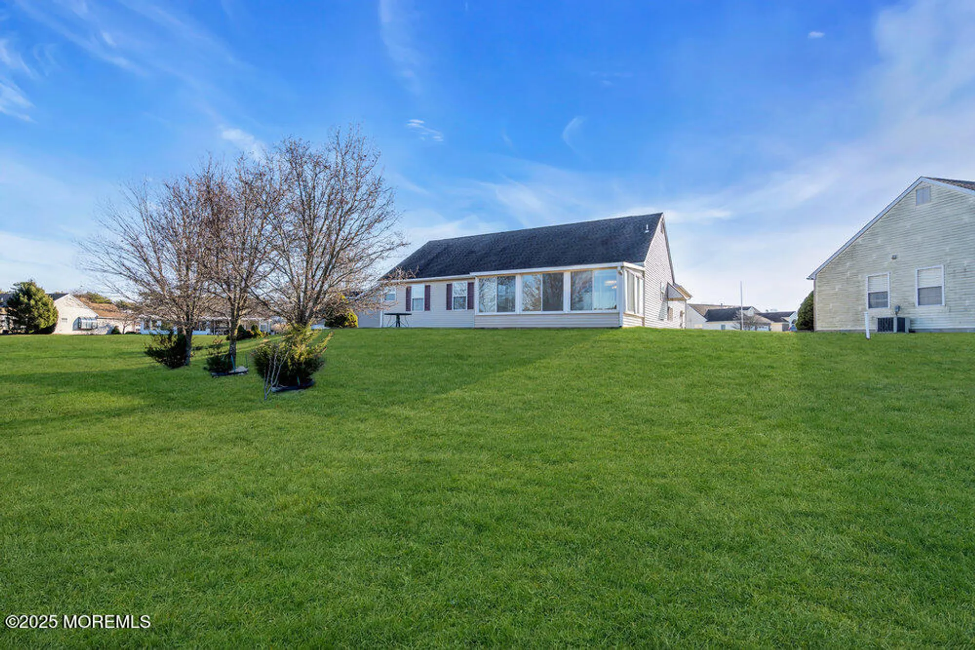 Property Slideshow image 22 of 27 | 7 alton ct, Toms River, NJ, 08757