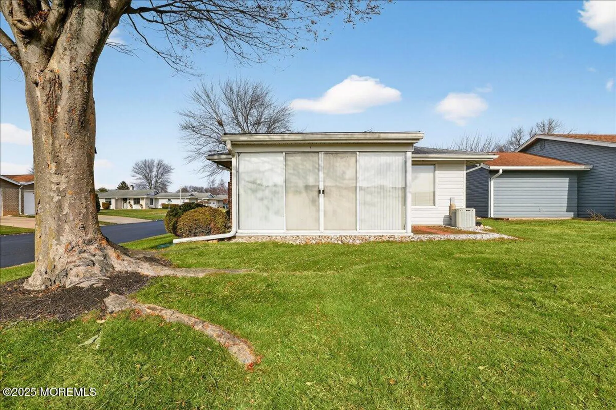 Property Slideshow image 18 of 27 | 205a newport rd # 205a, Monroe, NJ, 08831