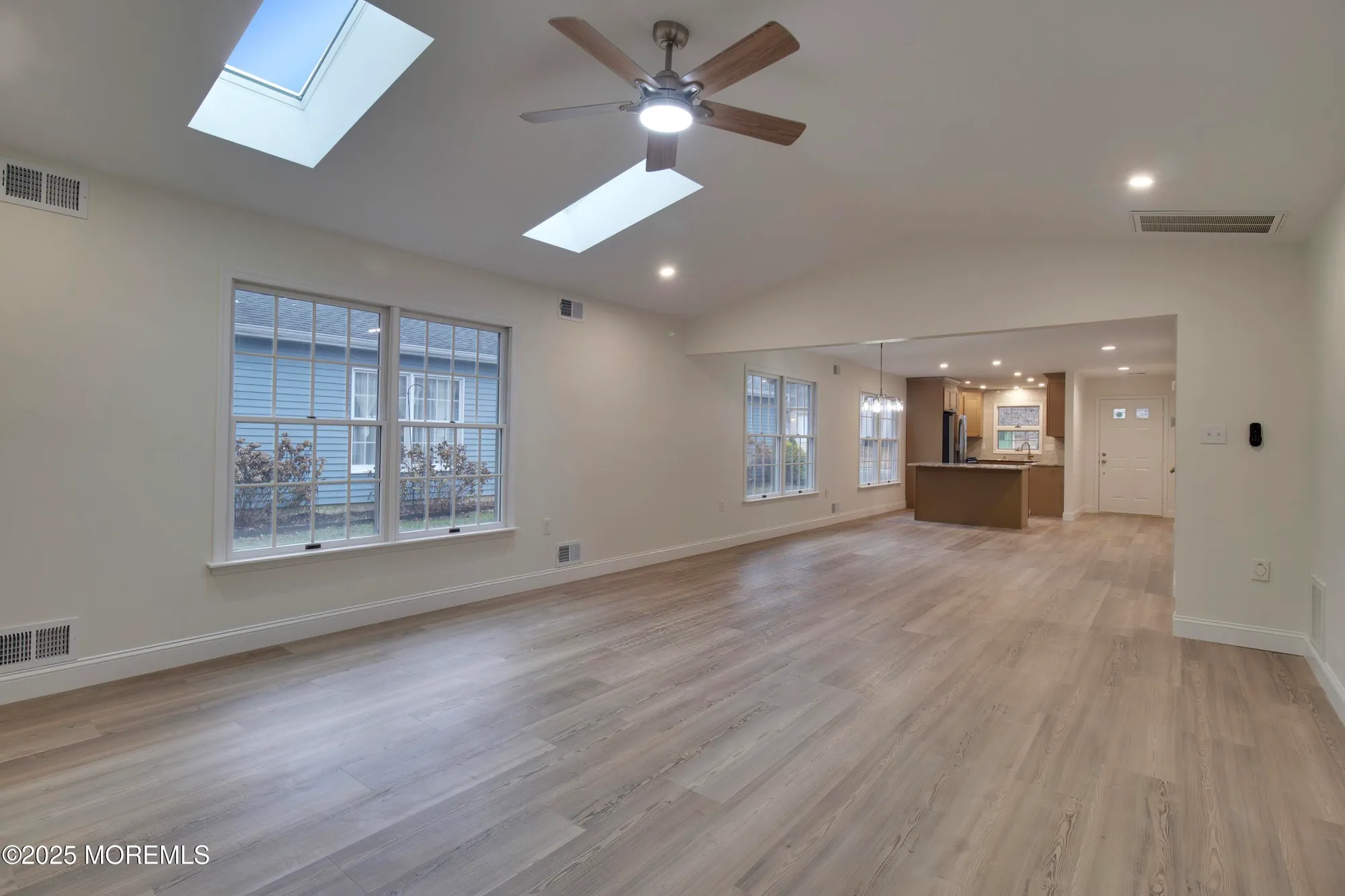 Property Slideshow image 22 of 36 | 1493 forelle ln, Toms River, NJ, 08755