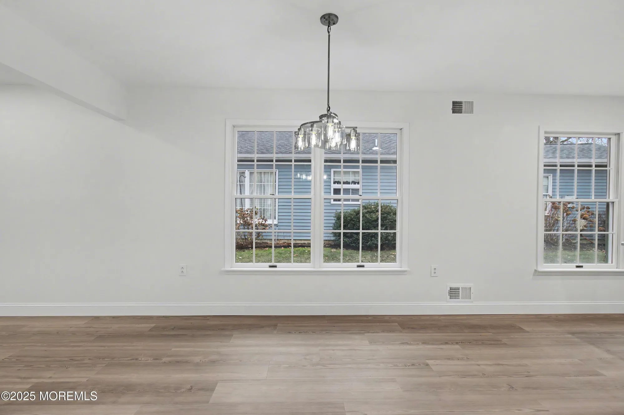 Property Slideshow image 18 of 36 | 1493 forelle ln, Toms River, NJ, 08755