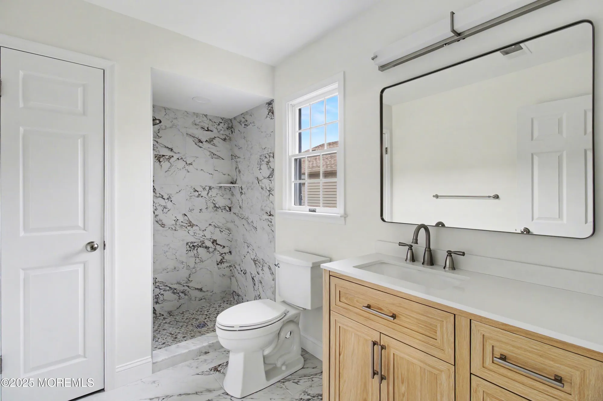 Property Slideshow image 29 of 36 | 1493 forelle ln, Toms River, NJ, 08755