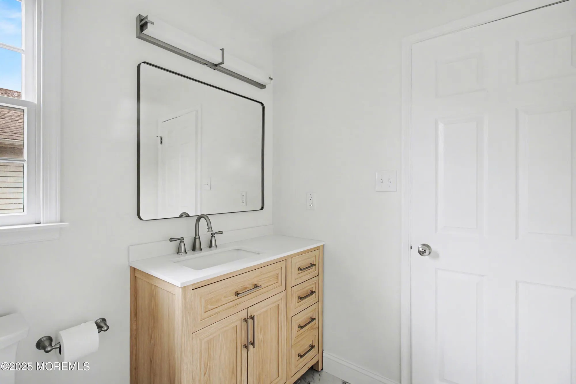 Property Slideshow image 30 of 36 | 1493 forelle ln, Toms River, NJ, 08755