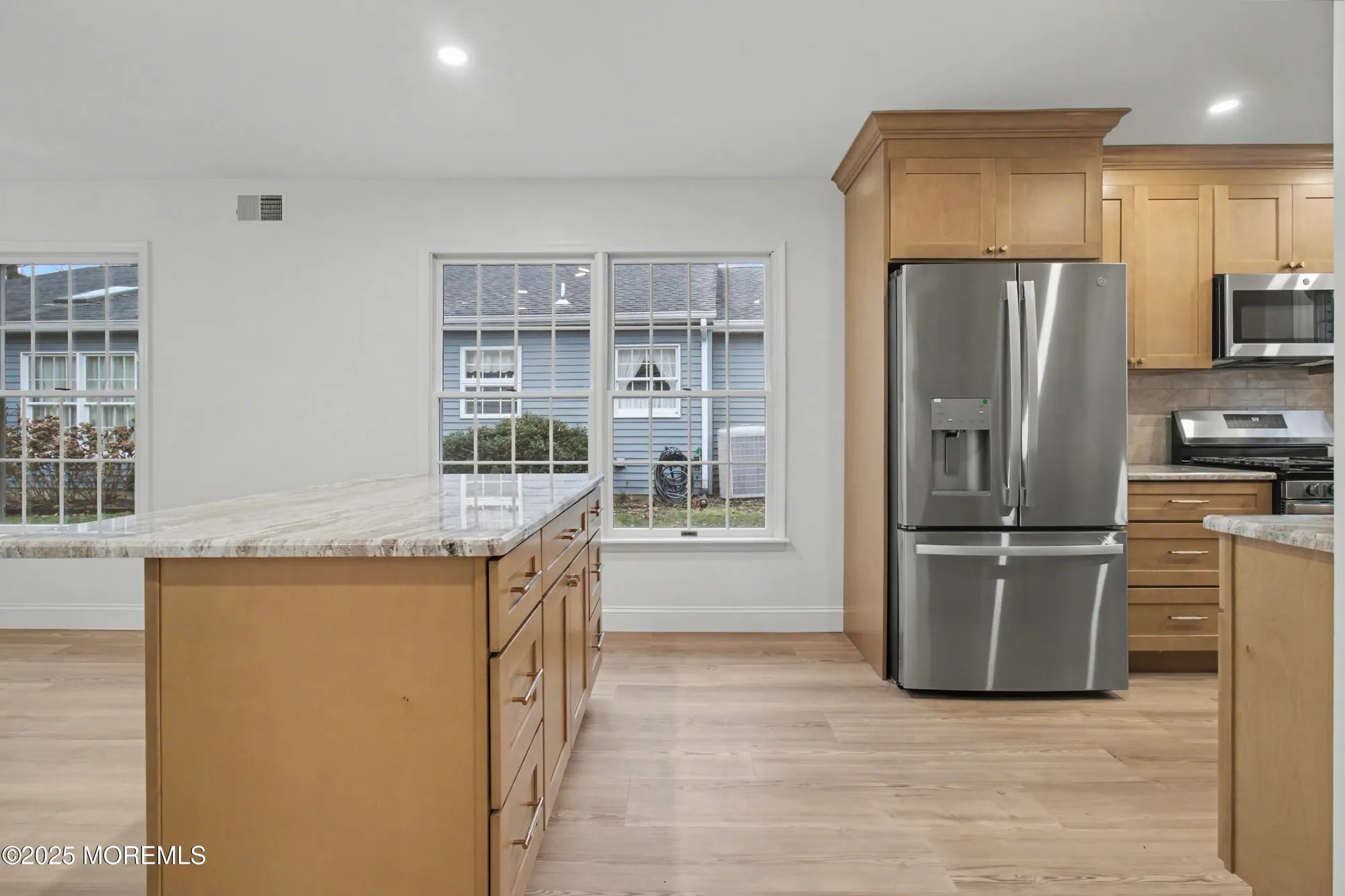 Property Slideshow image 10 of 36 | 1493 forelle ln, Toms River, NJ, 08755