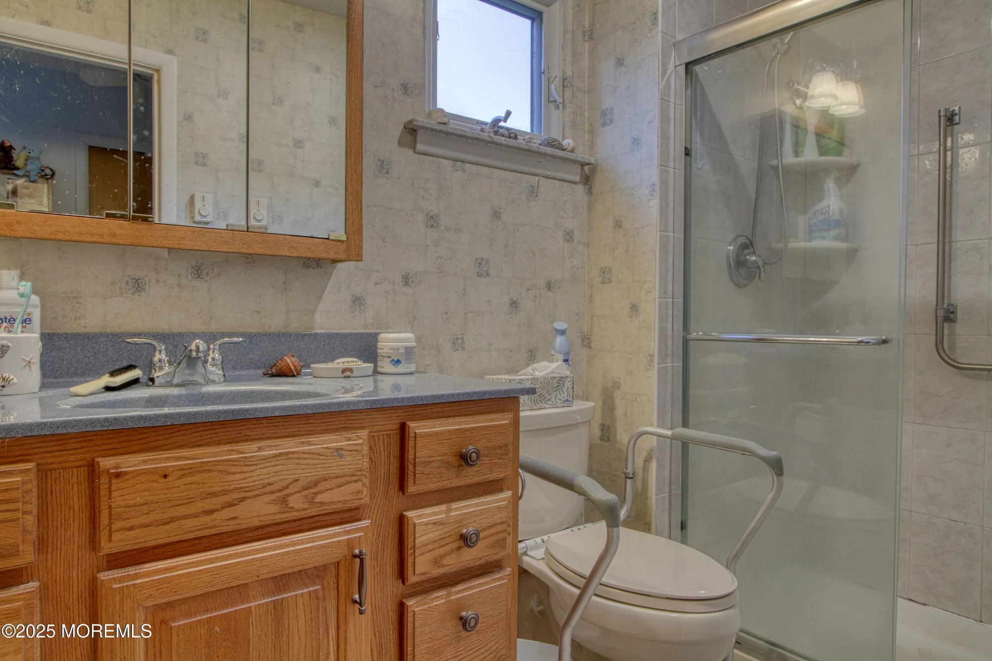 Property Slideshow image 9 of 16 | 9 greenleaf st, Whiting, NJ, 08759