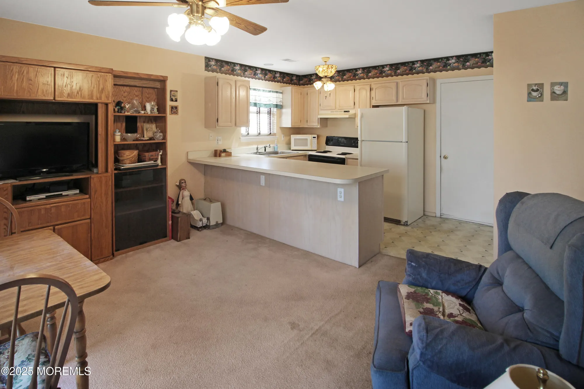 Property Slideshow image 17 of 33 | 166 morning glory ln, Whiting, NJ, 08759