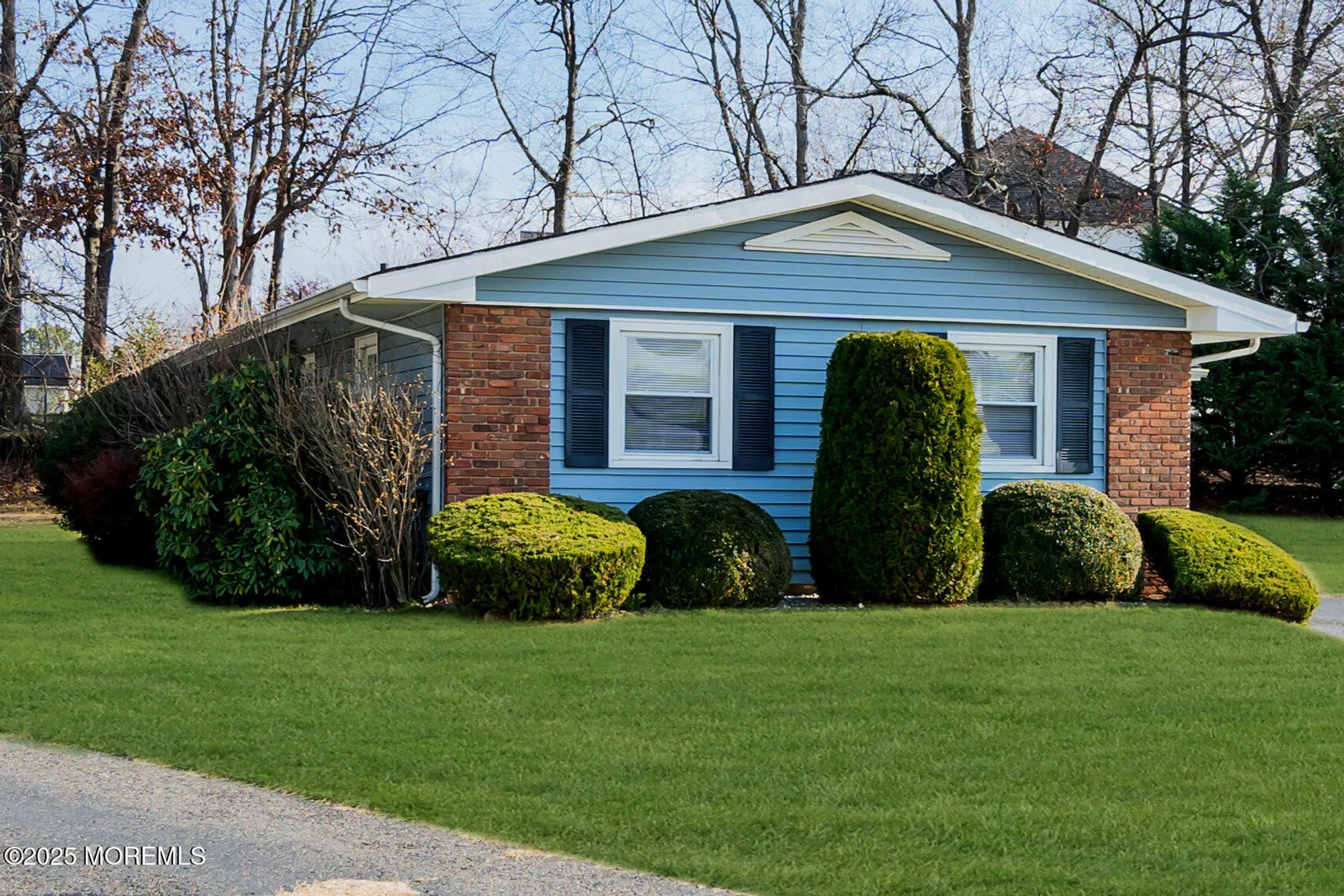 Property Slideshow image 3 of 30 | 9 lodge ct, Brick, NJ, 08724