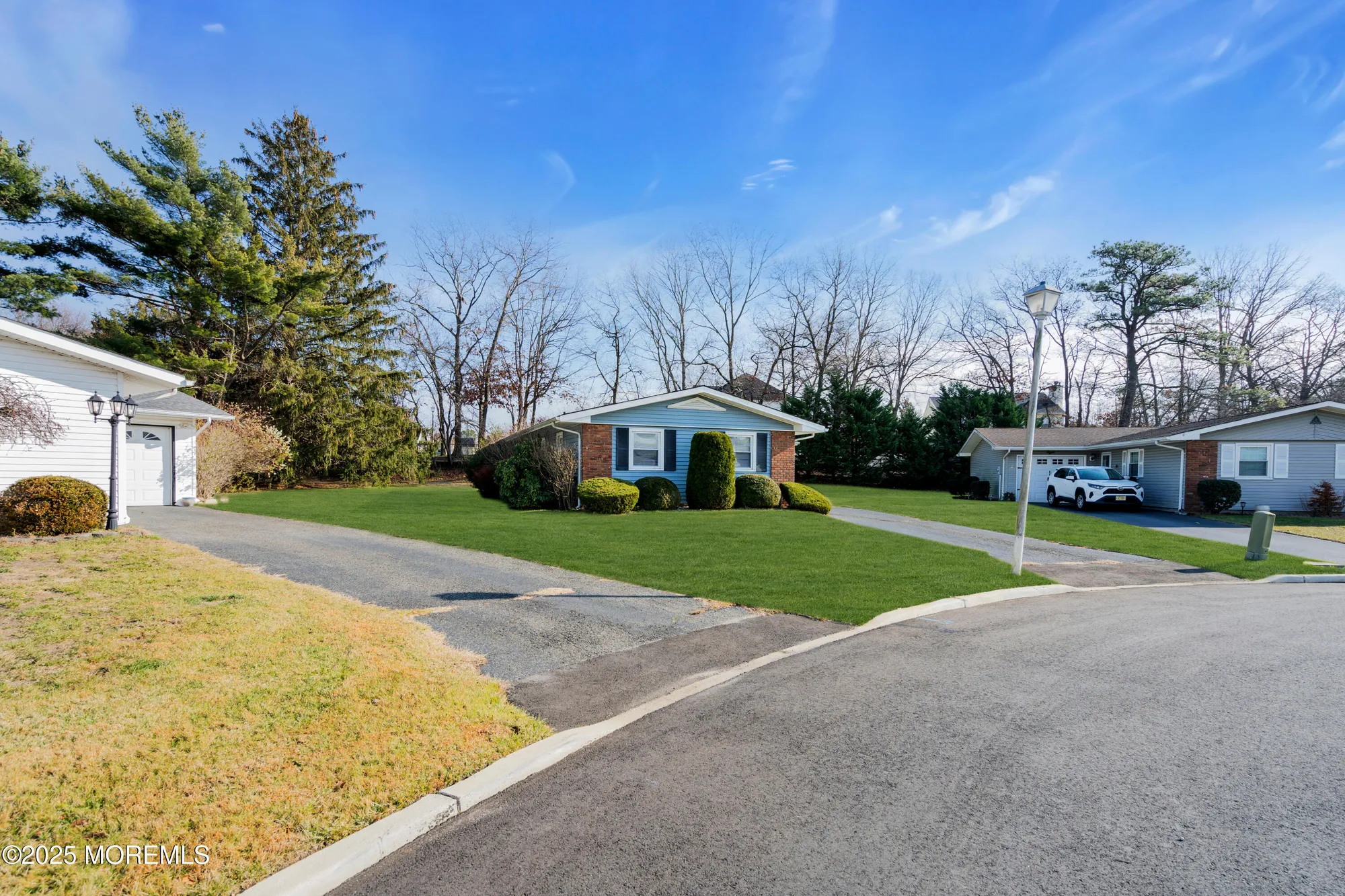 Property Slideshow image 4 of 30 | 9 lodge ct, Brick, NJ, 08724