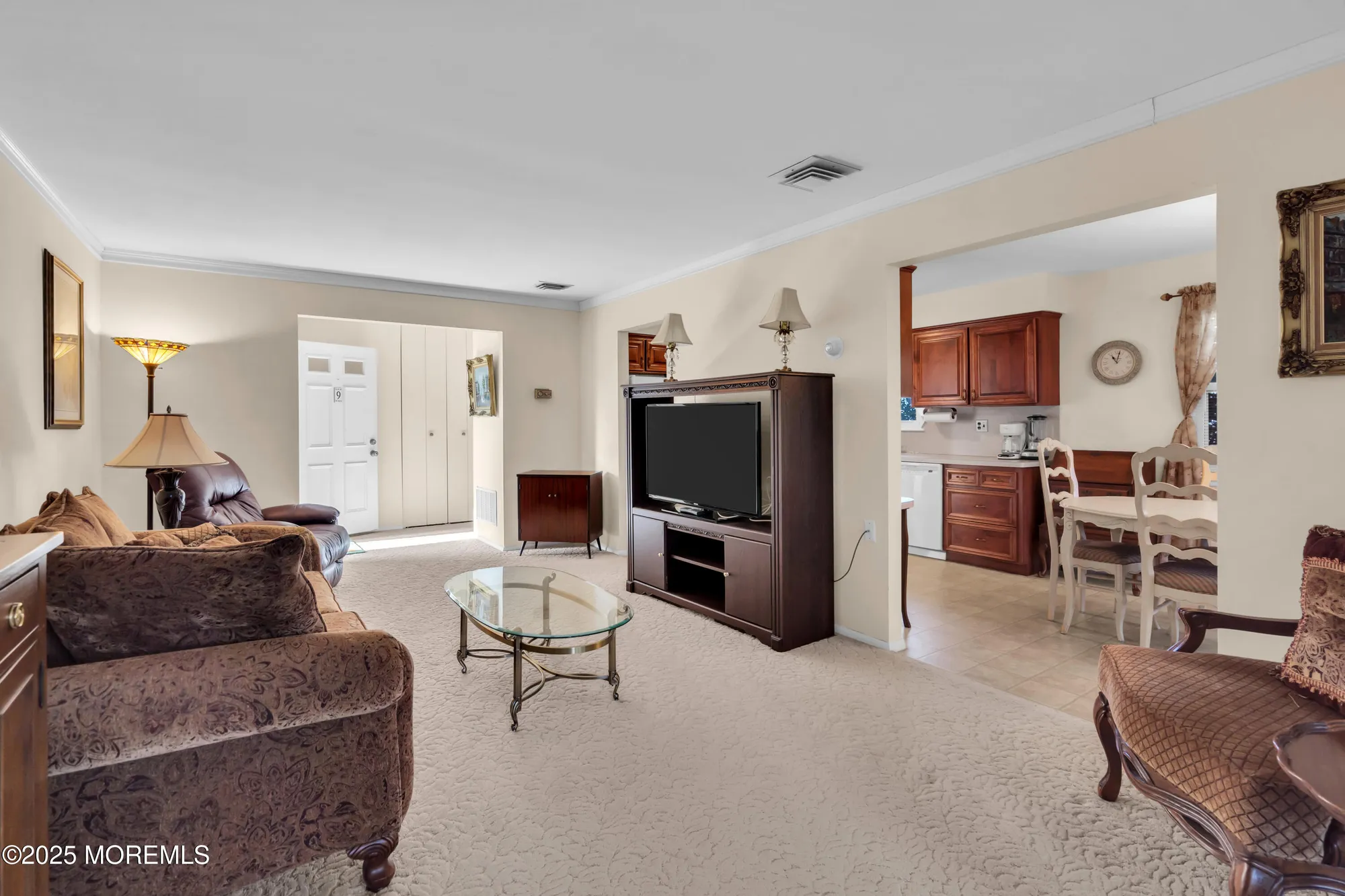Property Slideshow image 8 of 30 | 9 lodge ct, Brick, NJ, 08724
