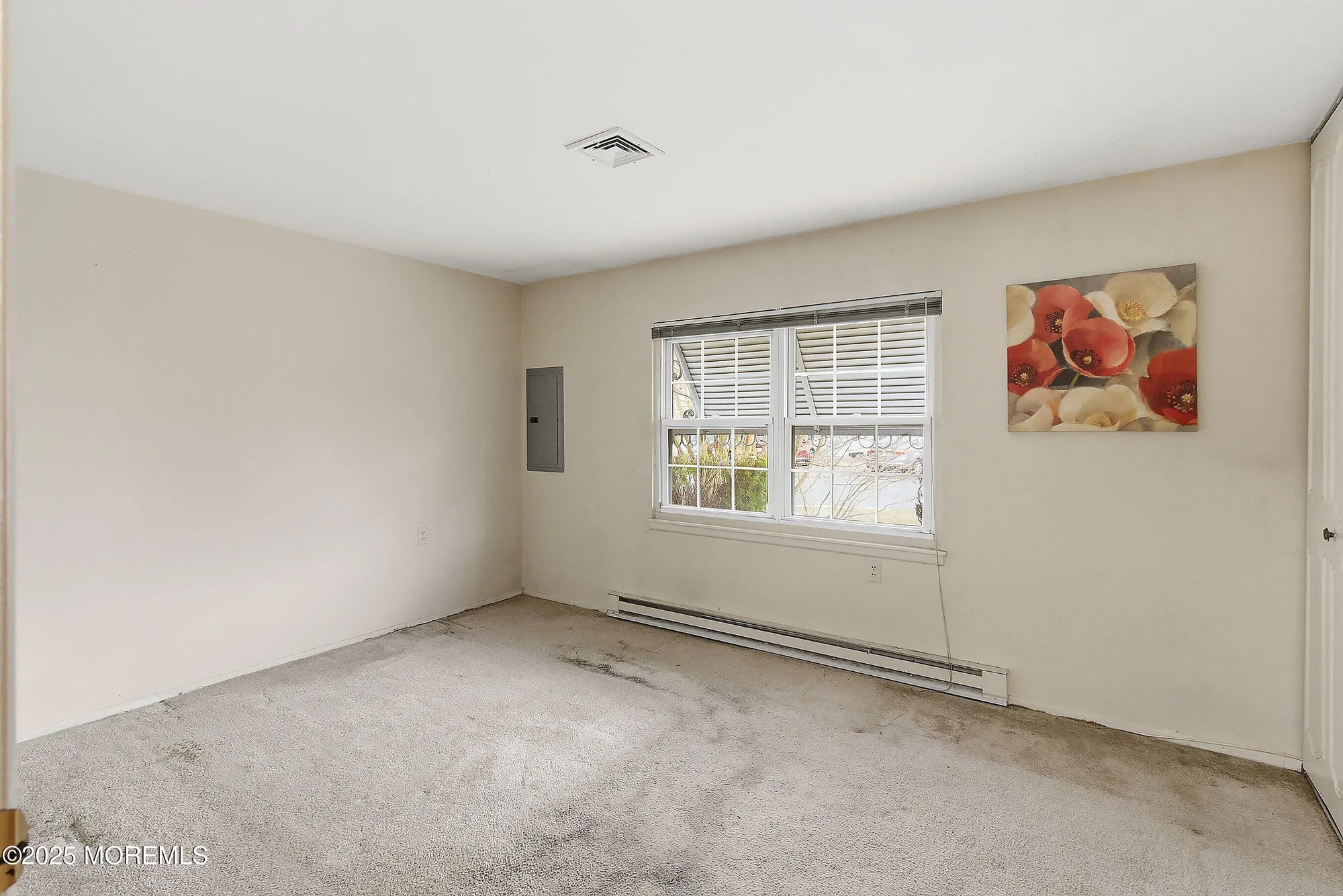 Property Slideshow image 11 of 21 | 944f aberdeen dr, Lakewood, NJ, 08701